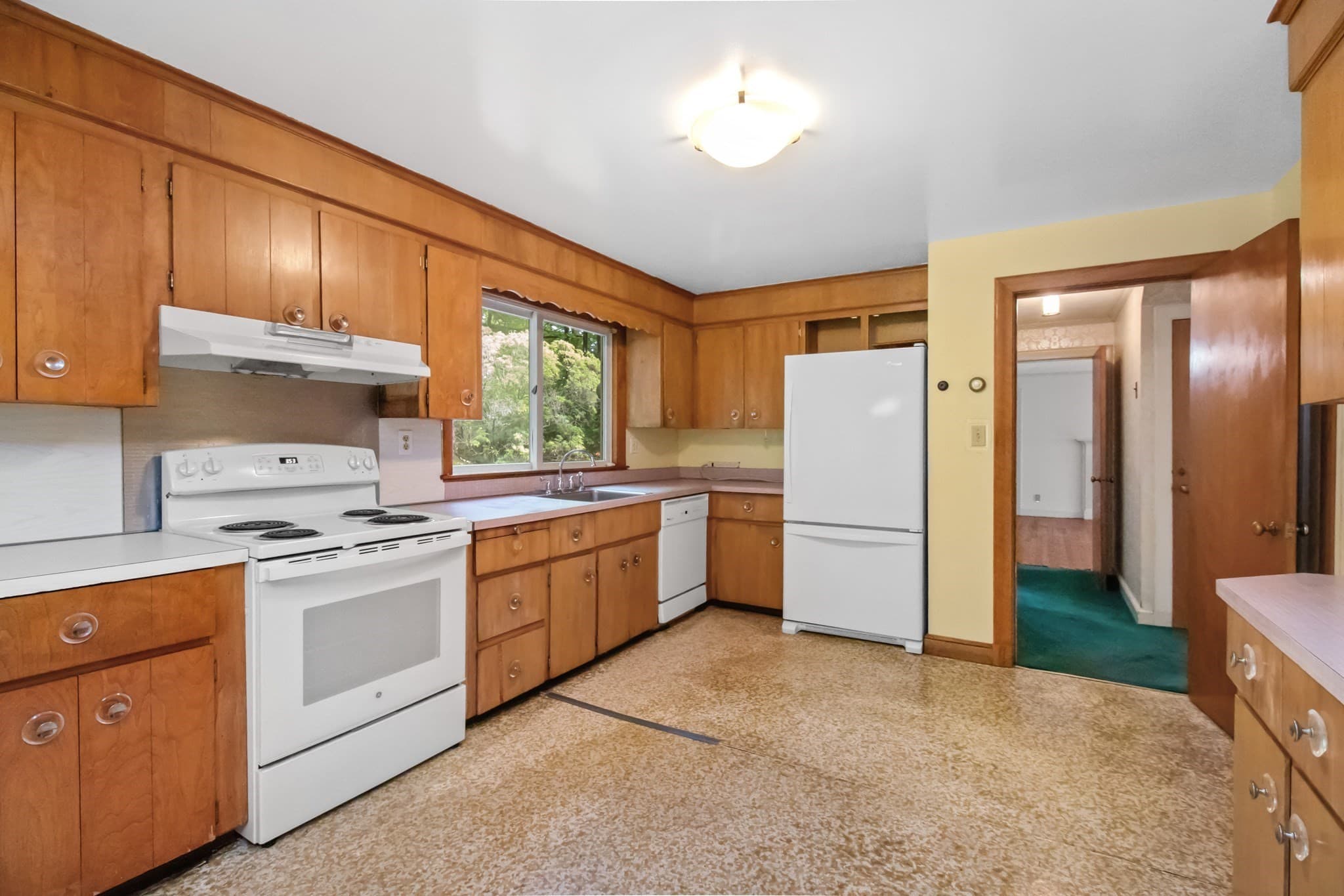 Single Family Residence at 25 Arlington St, Winchester MA 01890, Winchester, photo 7 of 32