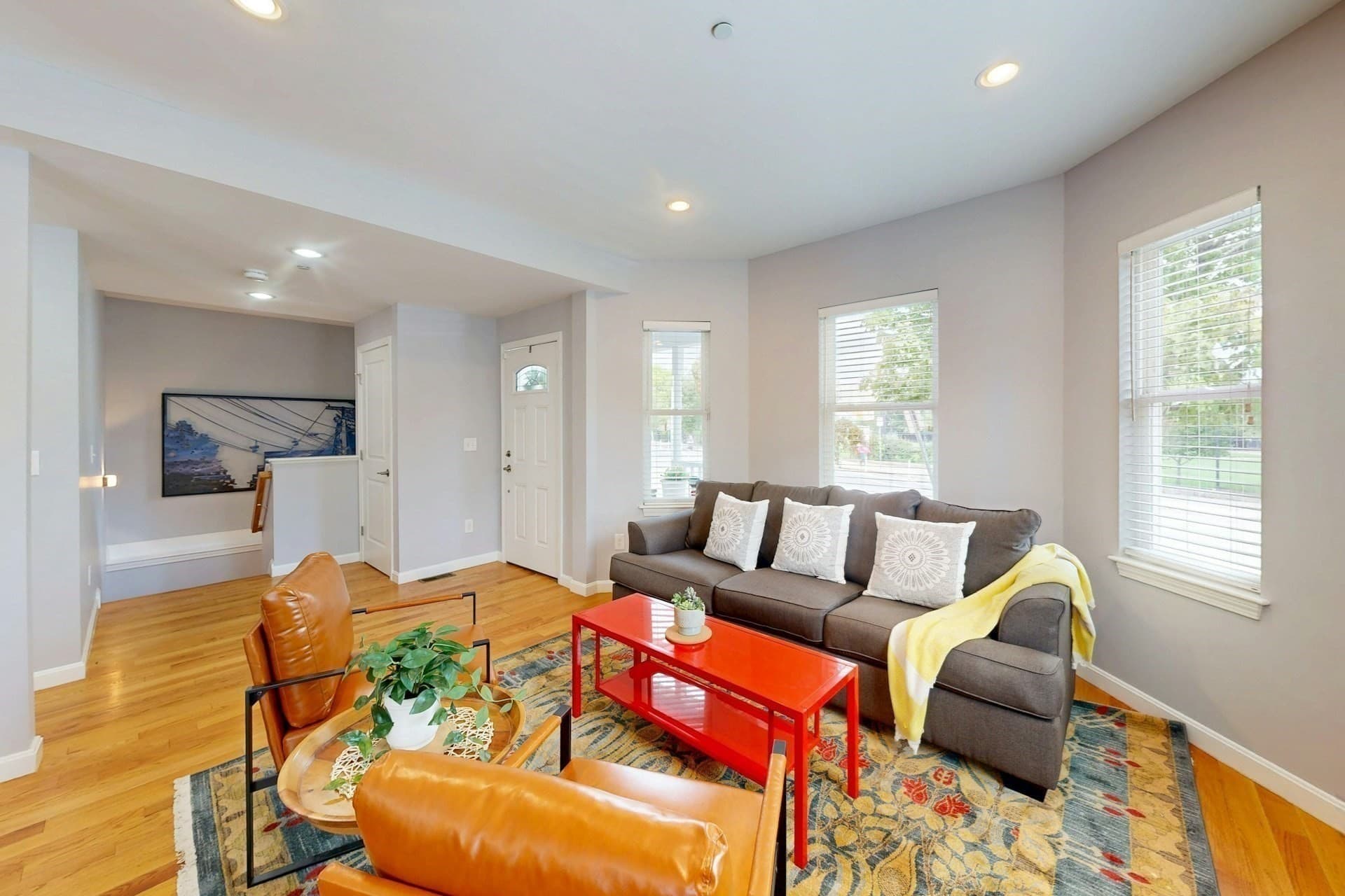 Condominium at 104 Holland St. # 1, Somerville MA 02144, Somerville, photo 2 of 33