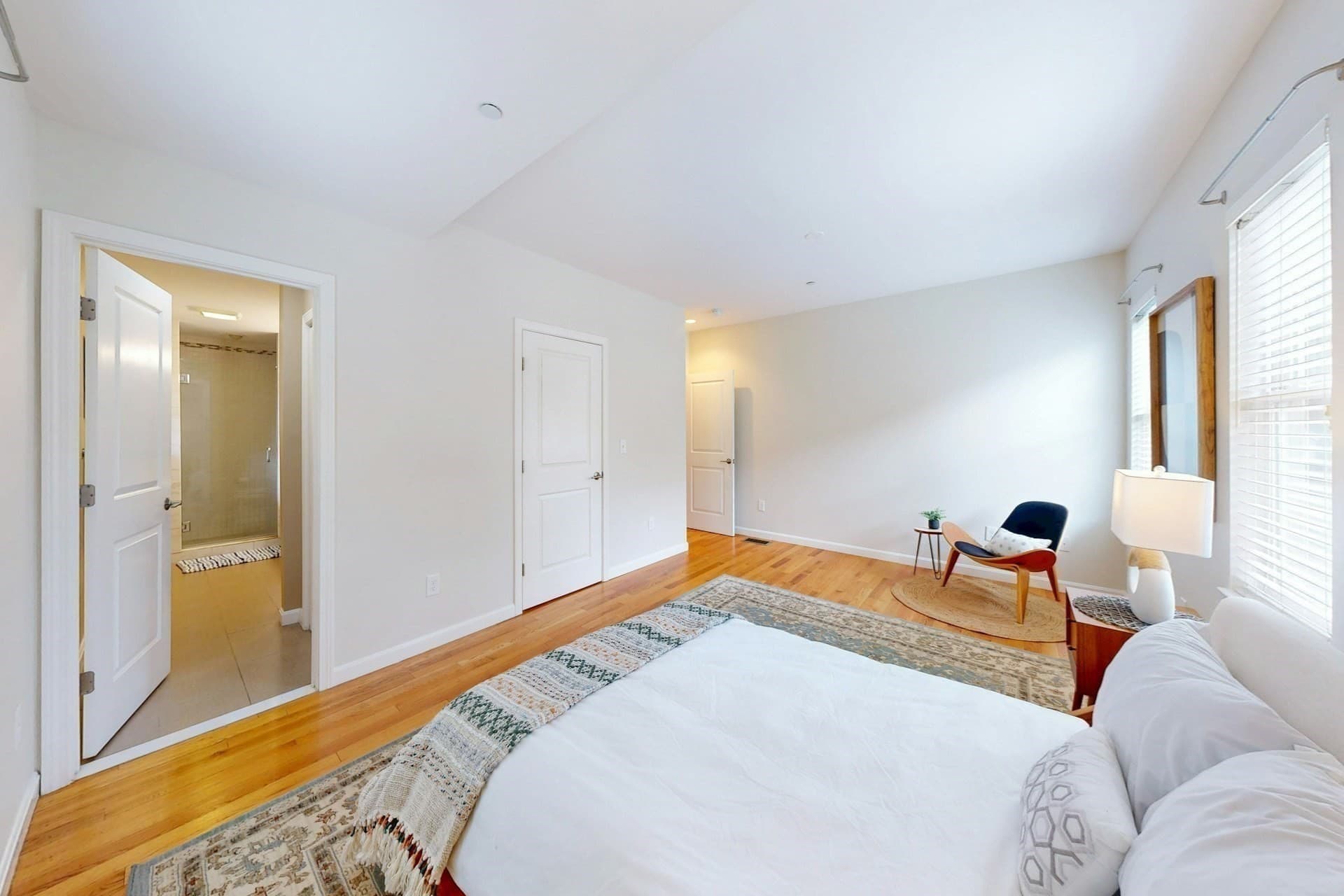 Condominium at 104 Holland St. # 1, Somerville MA 02144, Somerville, photo 11 of 33