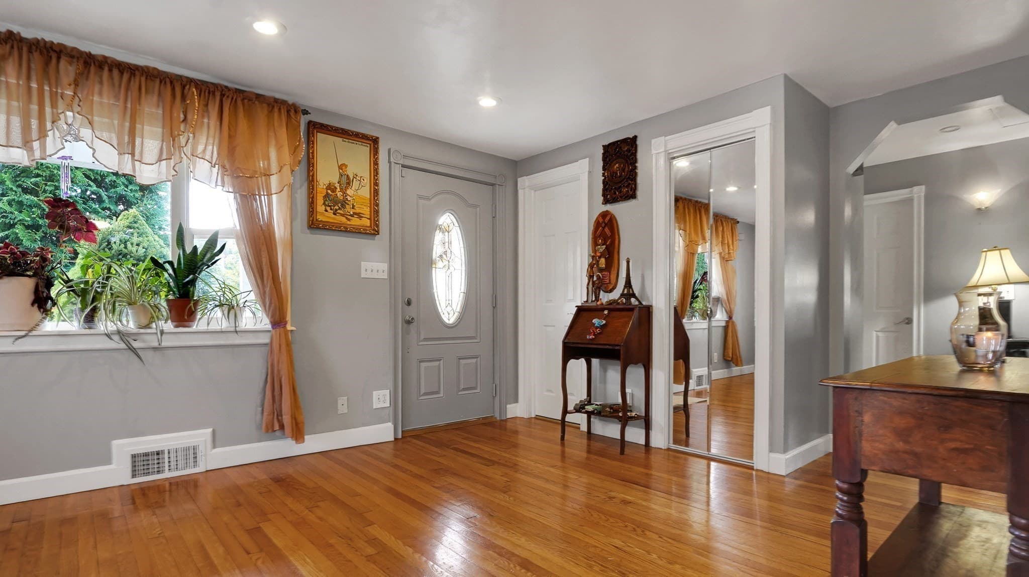 Single Family Residence at 23 Briarwood Pl, Westfield MA 01085, Westfield, photo 7 of 32