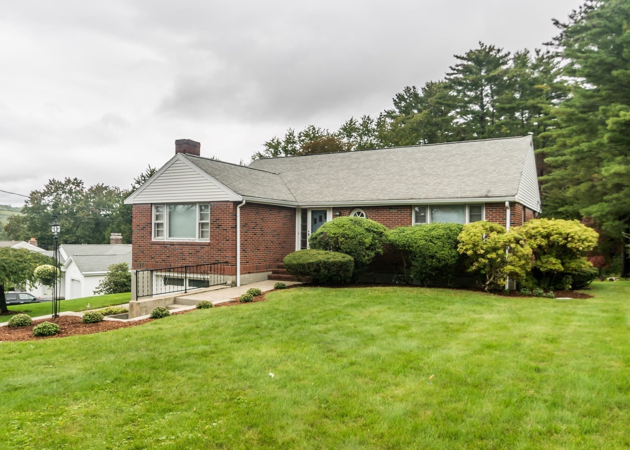1785 Trapelo Road, Waltham MA 02451