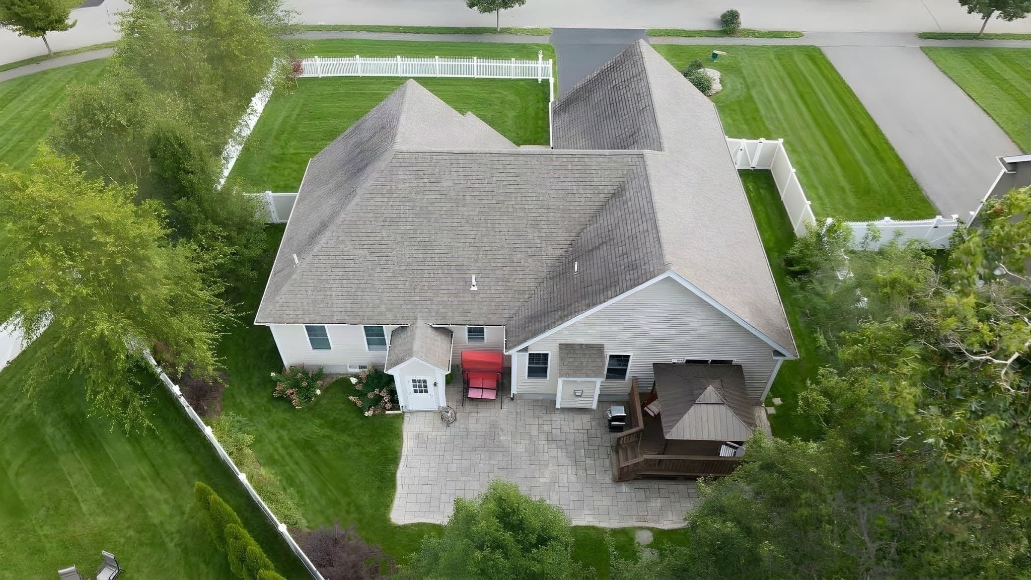 Single Family Residence at 12 Waterford Circle, Dighton MA 02715, Dighton, photo 6 of 42
