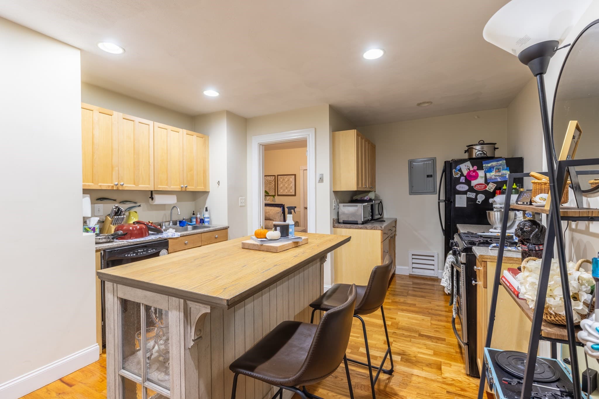 3 Family at 869 East Fourth St, Boston MA 02127, Boston, photo 13 of 28