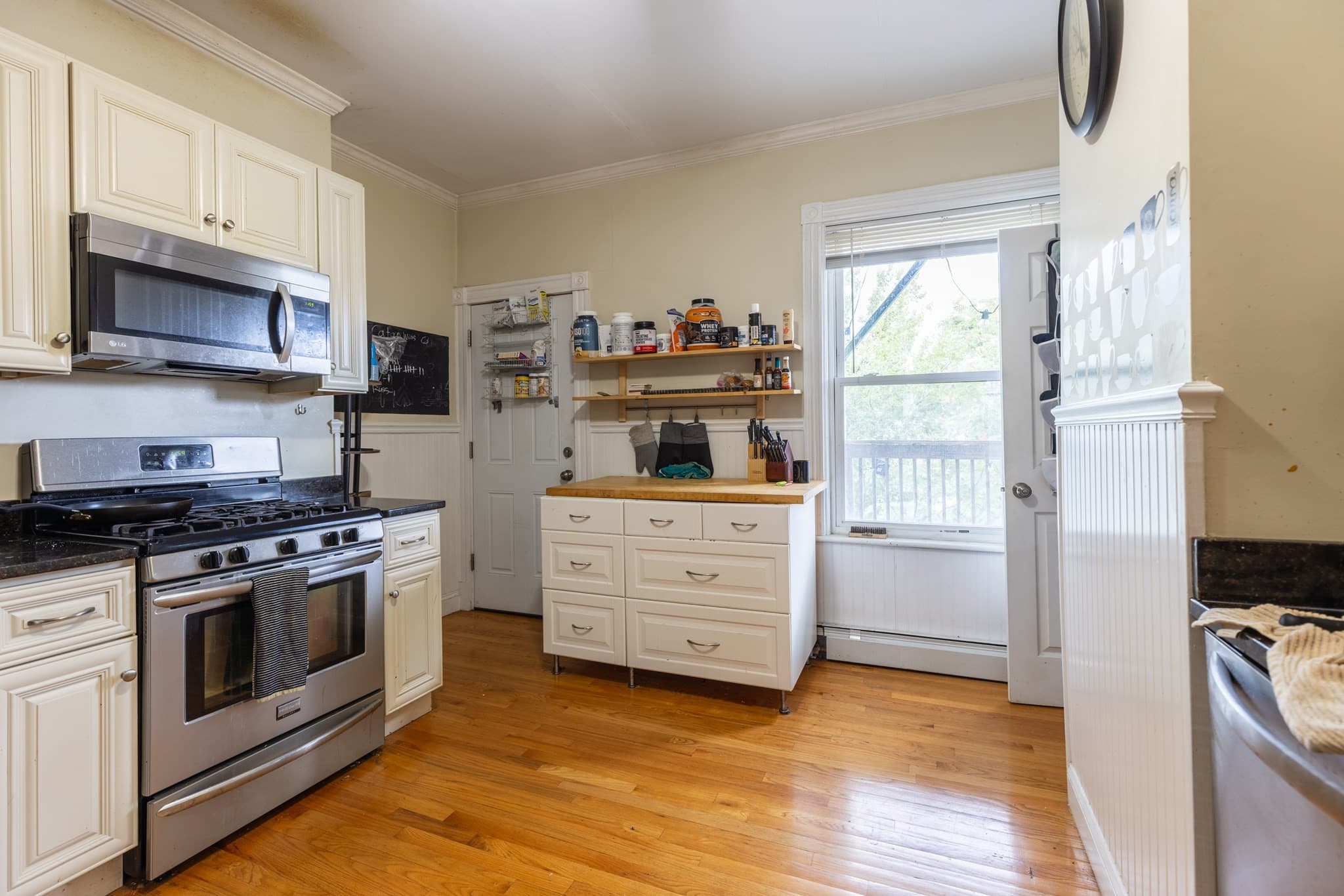 3 Family at 869 East Fourth St, Boston MA 02127, Boston, photo 24 of 28
