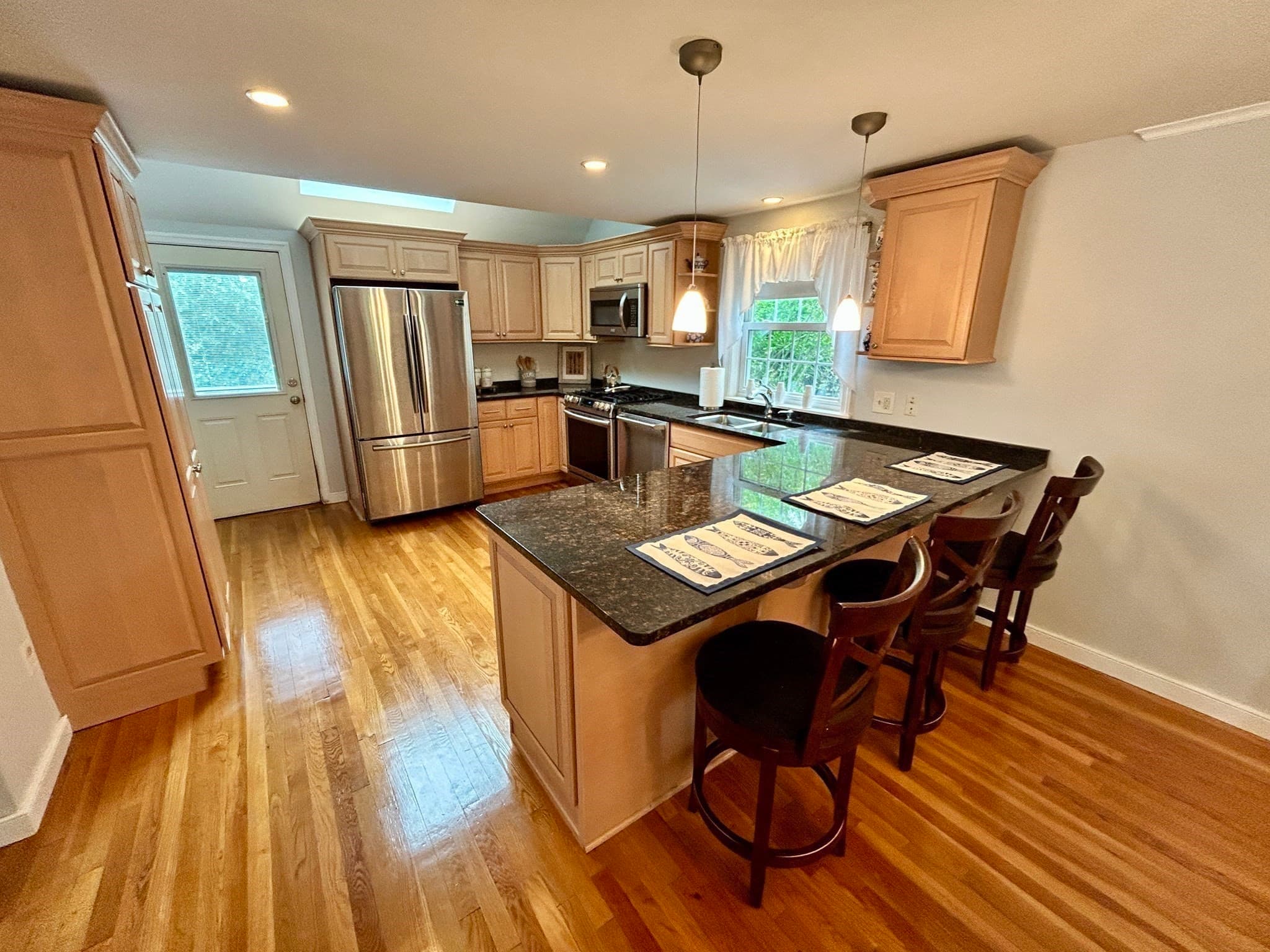 Single Family Residence at 103 Eastwood Circuit, Boston MA 02132, Boston, photo 6 of 25