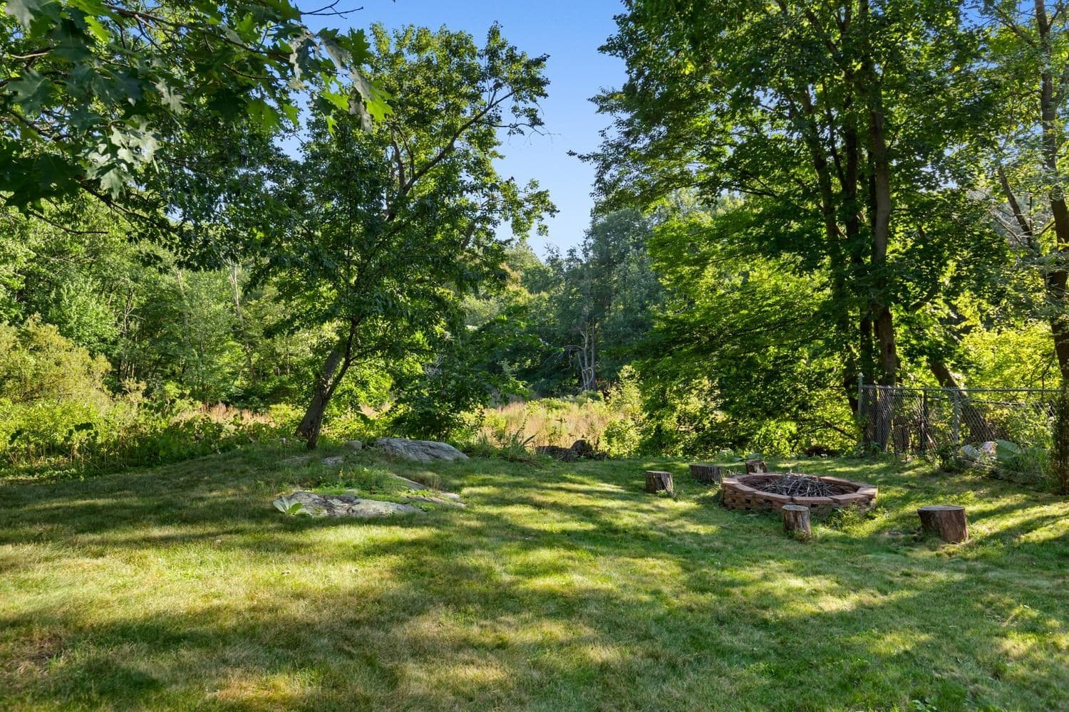 Condominium at 78 Forest St # 78, Wakefield MA 01880, Wakefield, photo 29 of 41