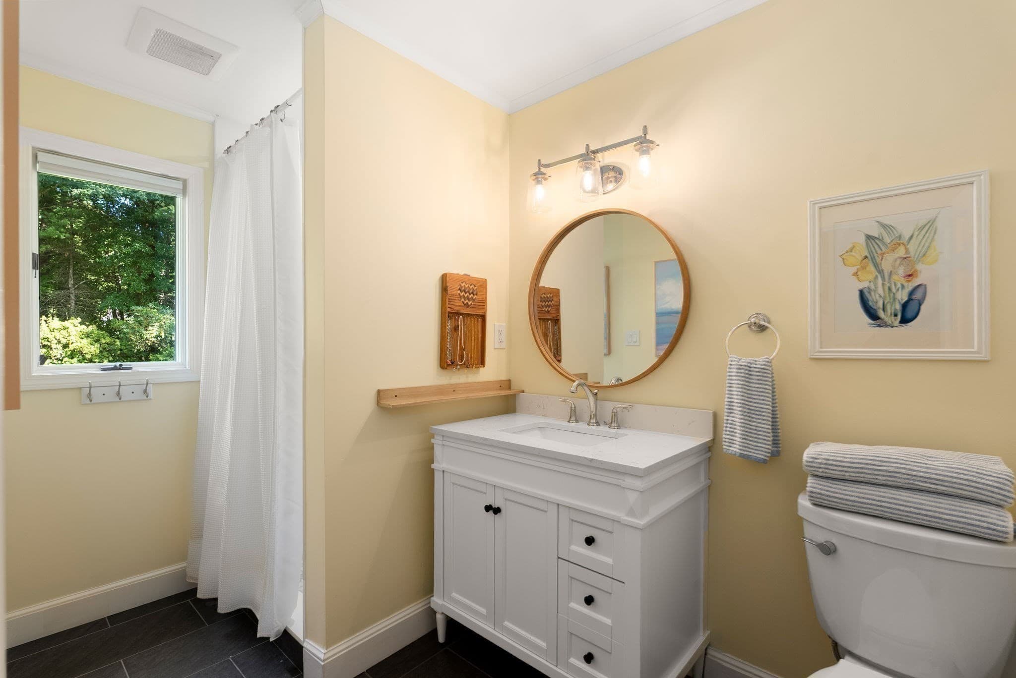 Single Family Residence at 146 Farm St, Dover MA 02030, Dover, photo 15 of 29
