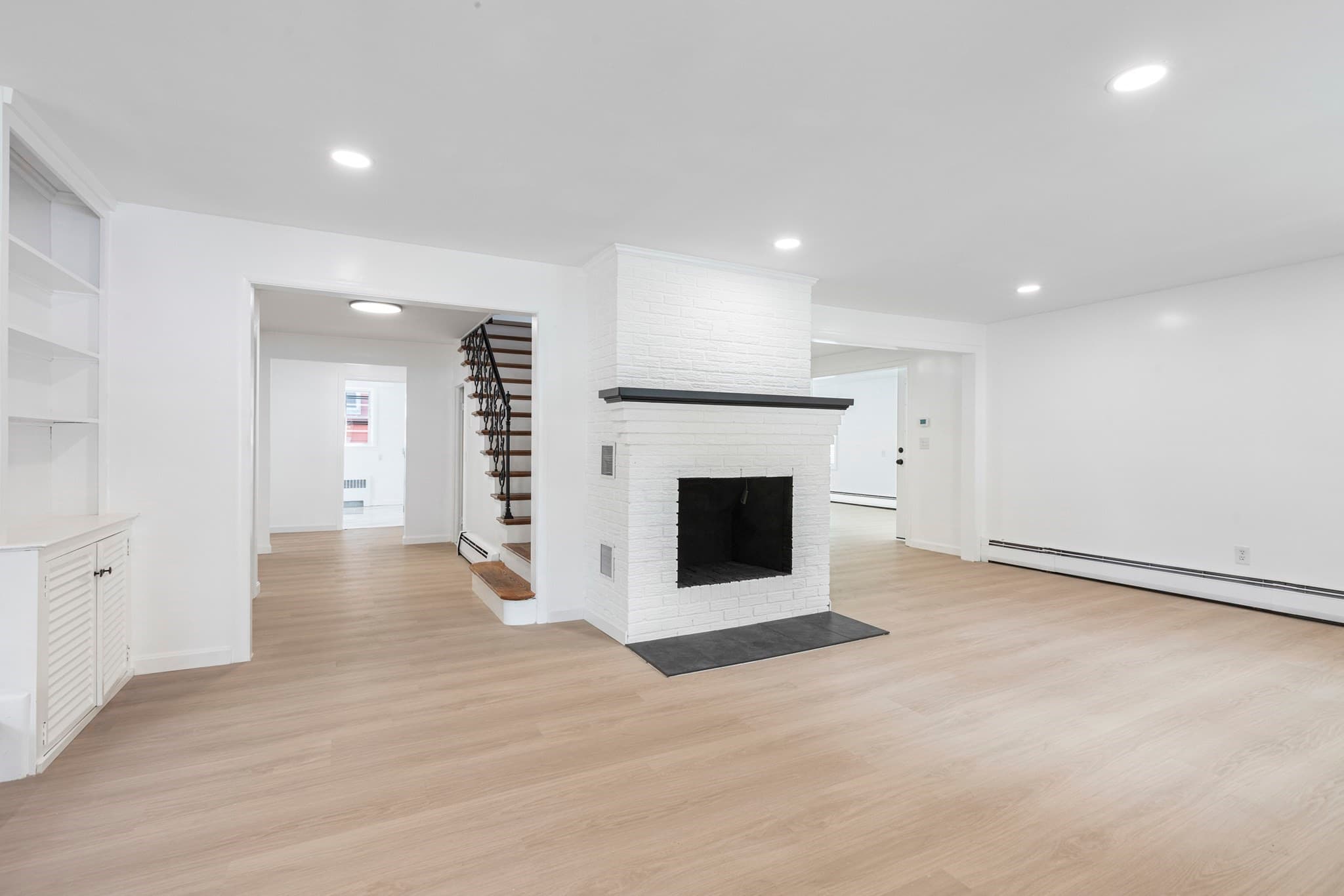 Single Family Residence at 24 East Street, Northbridge MA 01588, Northbridge, photo 9 of 39