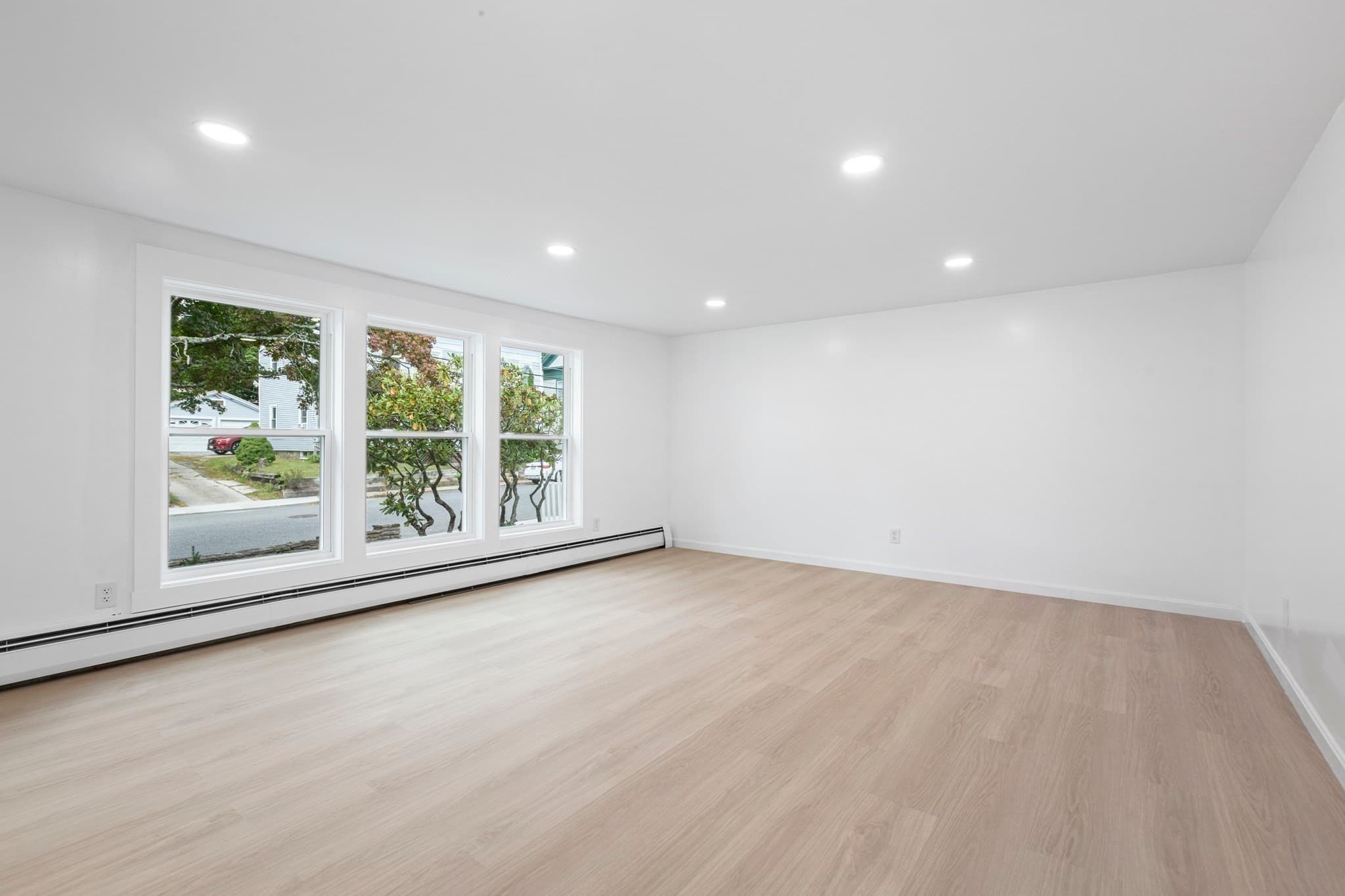 Single Family Residence at 24 East Street, Northbridge MA 01588, Northbridge, photo 14 of 39