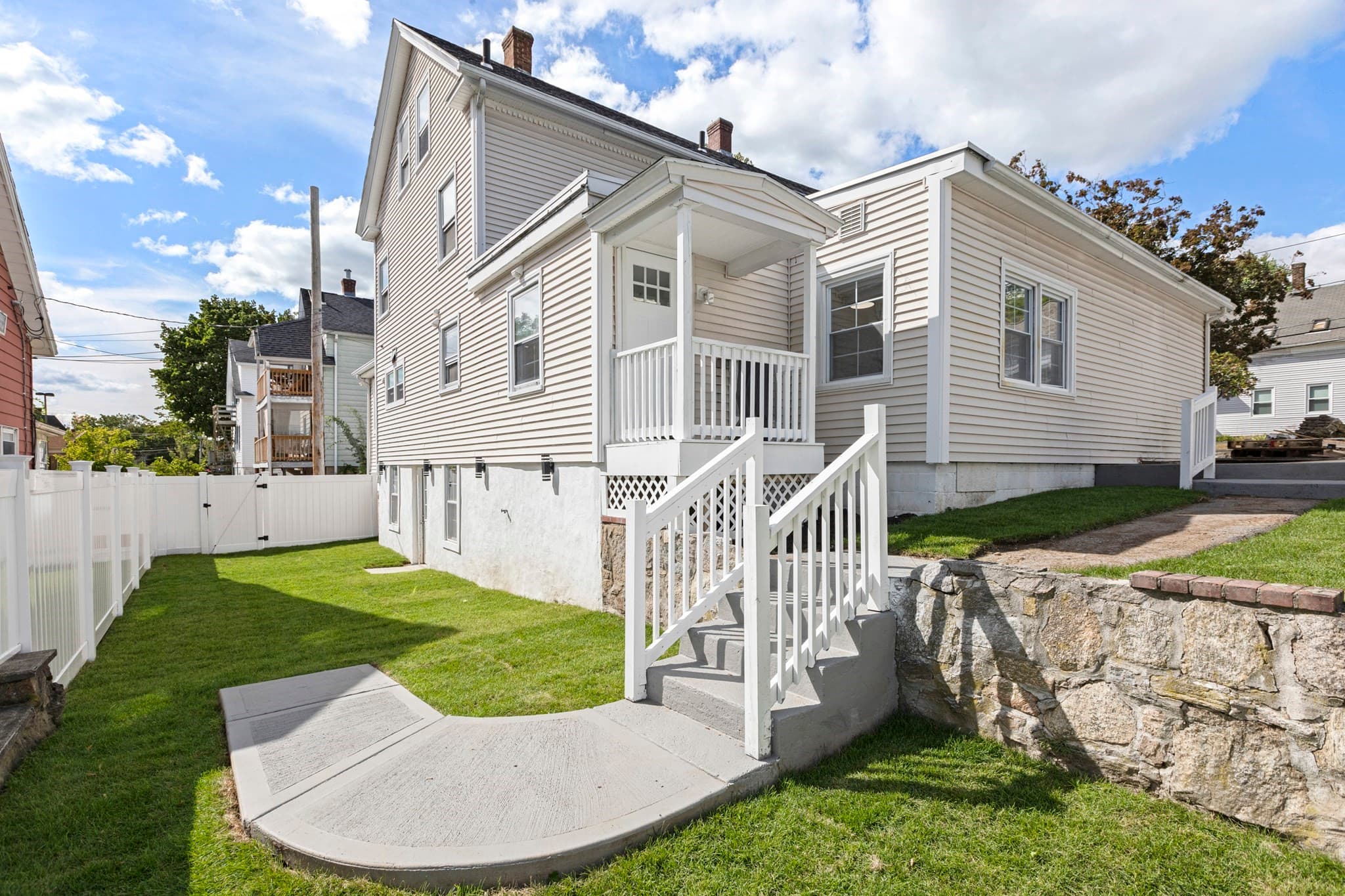 Single Family Residence at 24 East Street, Northbridge MA 01588, Northbridge, photo 4 of 39