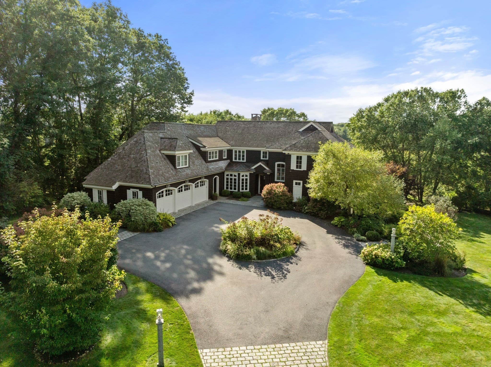 4 Ellen Mary Way, Wayland MA 01778
