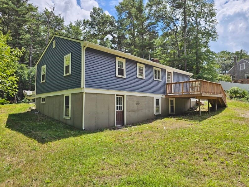 Single Family Residence at 512 Lincoln St, Duxbury MA 02332, Duxbury, photo 2 of 11