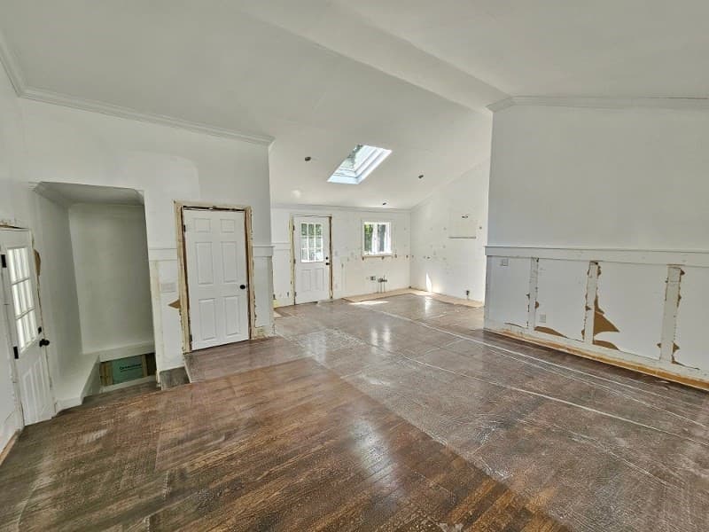 Single Family Residence at 512 Lincoln St, Duxbury MA 02332, photo 4 of 11