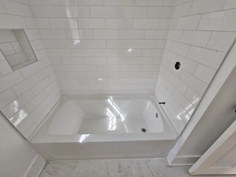 Single Family Residence at 512 Lincoln St, Duxbury MA 02332, photo 8 of 11