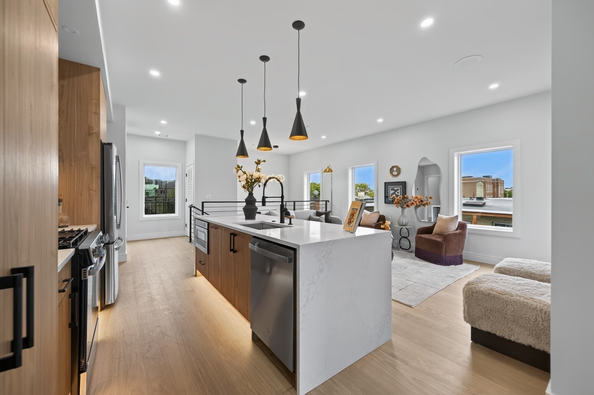 Condominium at 250 Bremen # 306, Boston MA 02128, Boston, photo 6 of 12