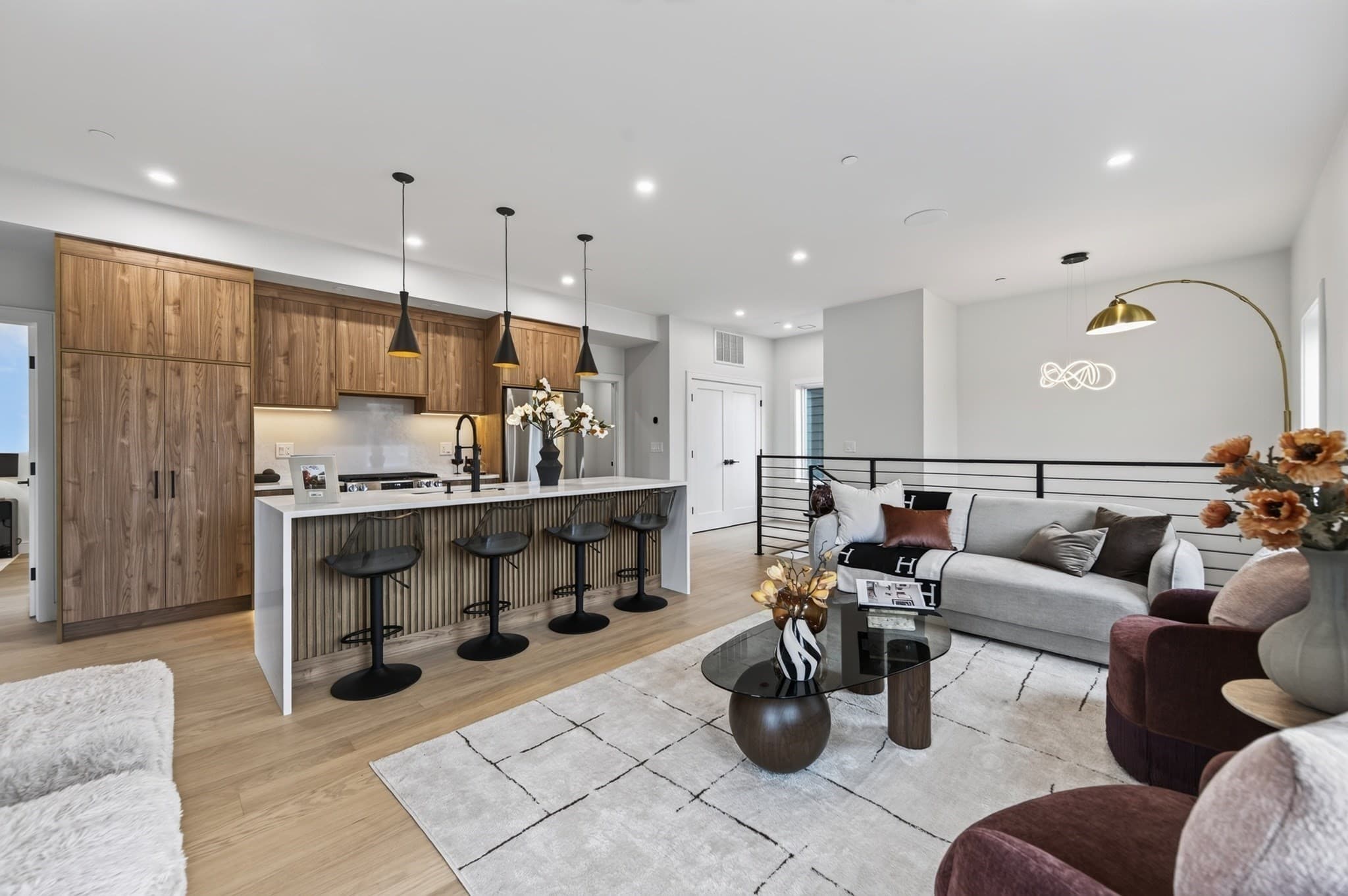 Condominium at 250 Bremen # 8, Boston MA 02128, Boston, photo 7 of 18