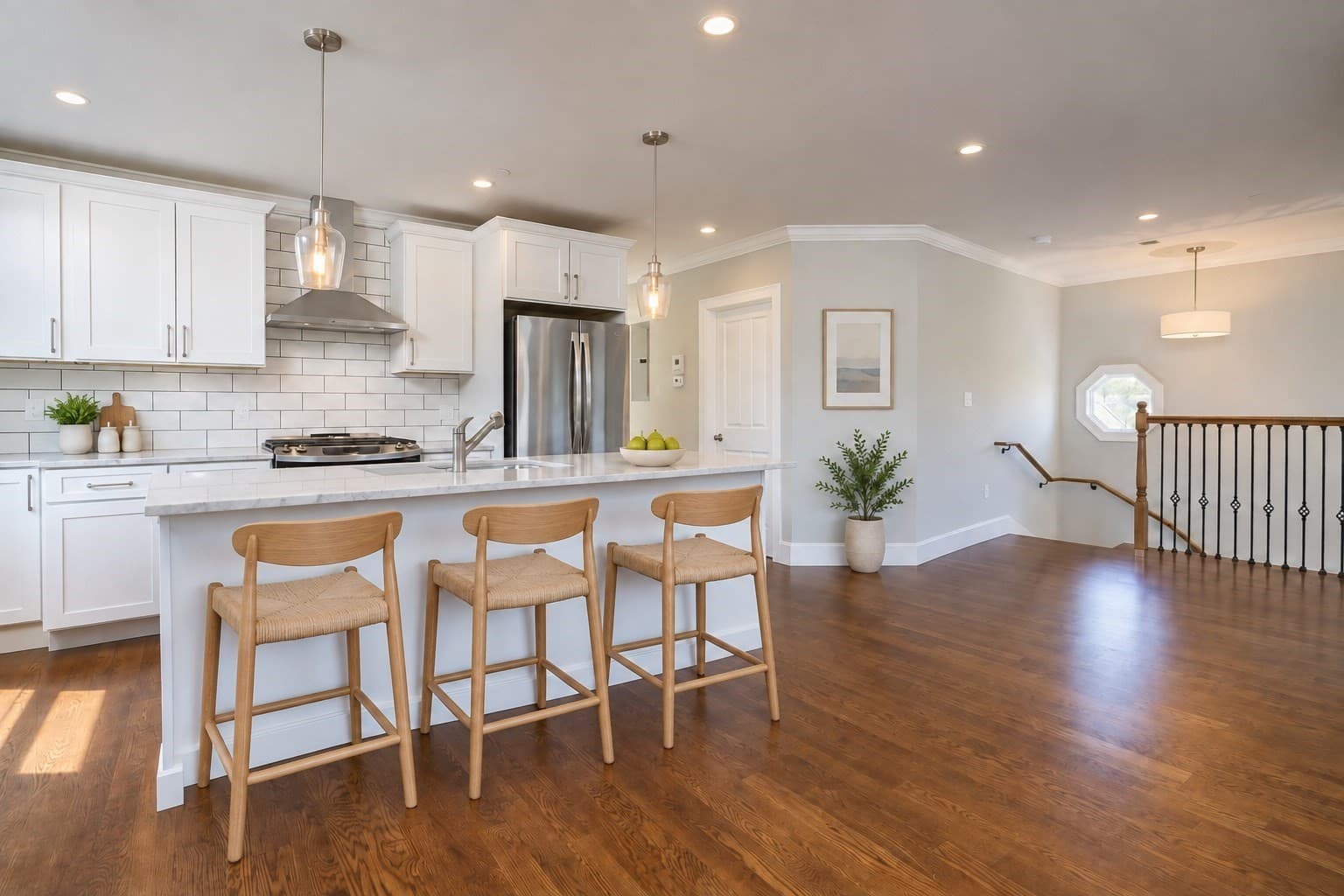 Condominium at 660 Somerville Ave # 2, Somerville MA 02143, Somerville, photo 2 of 12