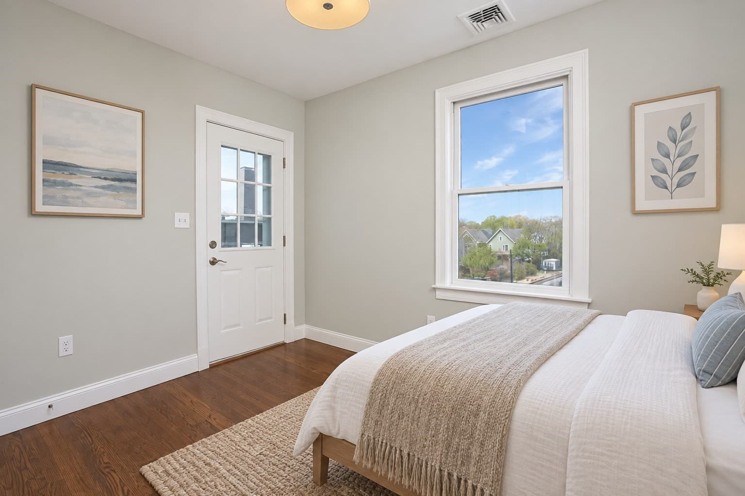 Condominium at 660 Somerville Ave # 2, Somerville MA 02143, Somerville, photo 7 of 12