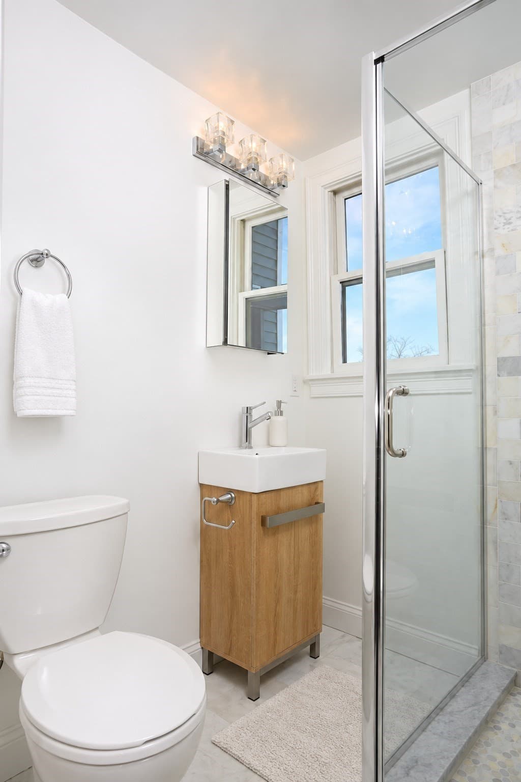 Condominium at 660 Somerville Ave # 2, Somerville MA 02143, Somerville, photo 10 of 12