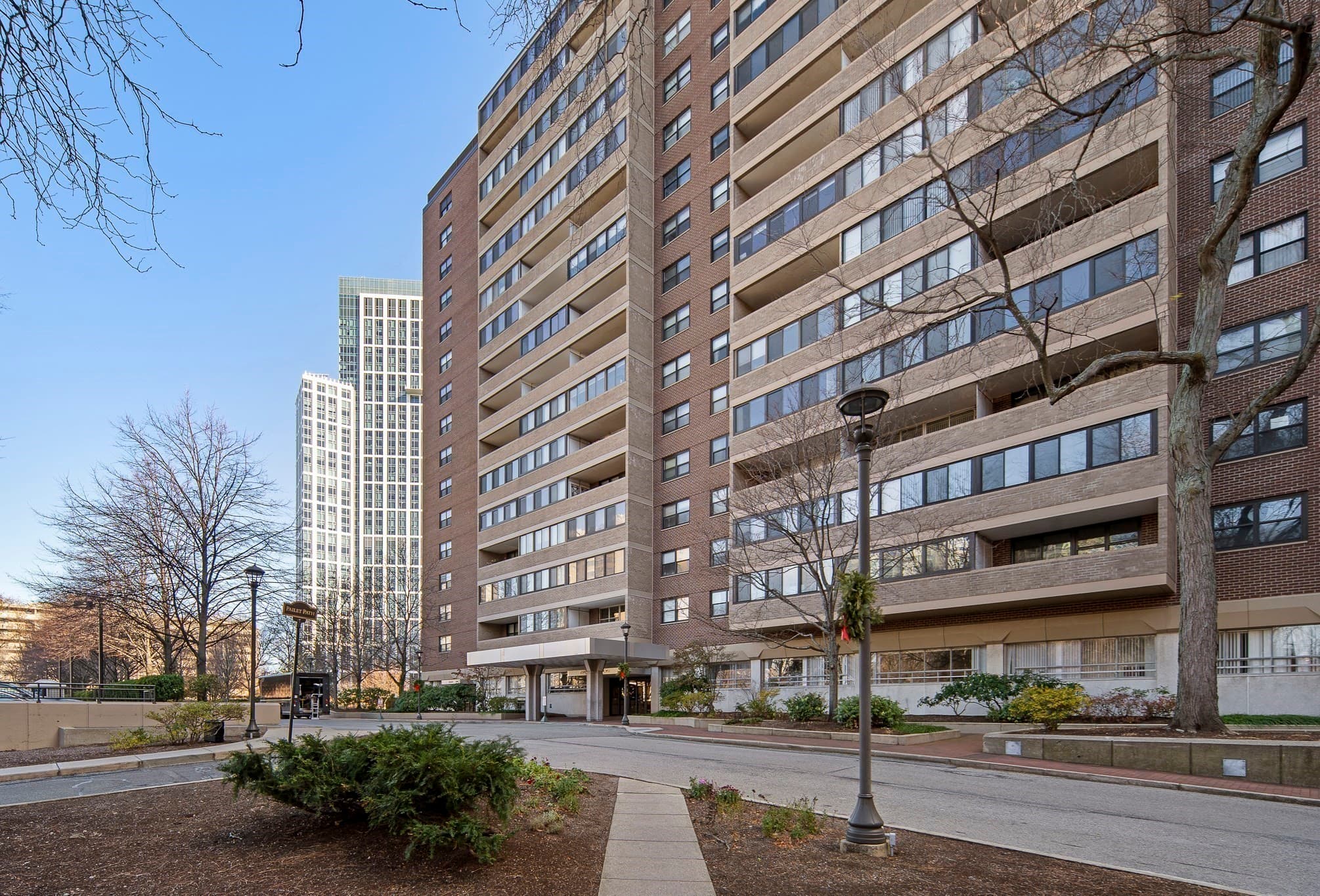 Residential at 9 Hawthorne Pl Pkg 86, Boston MA 02114, Boston, photo 4 of 4