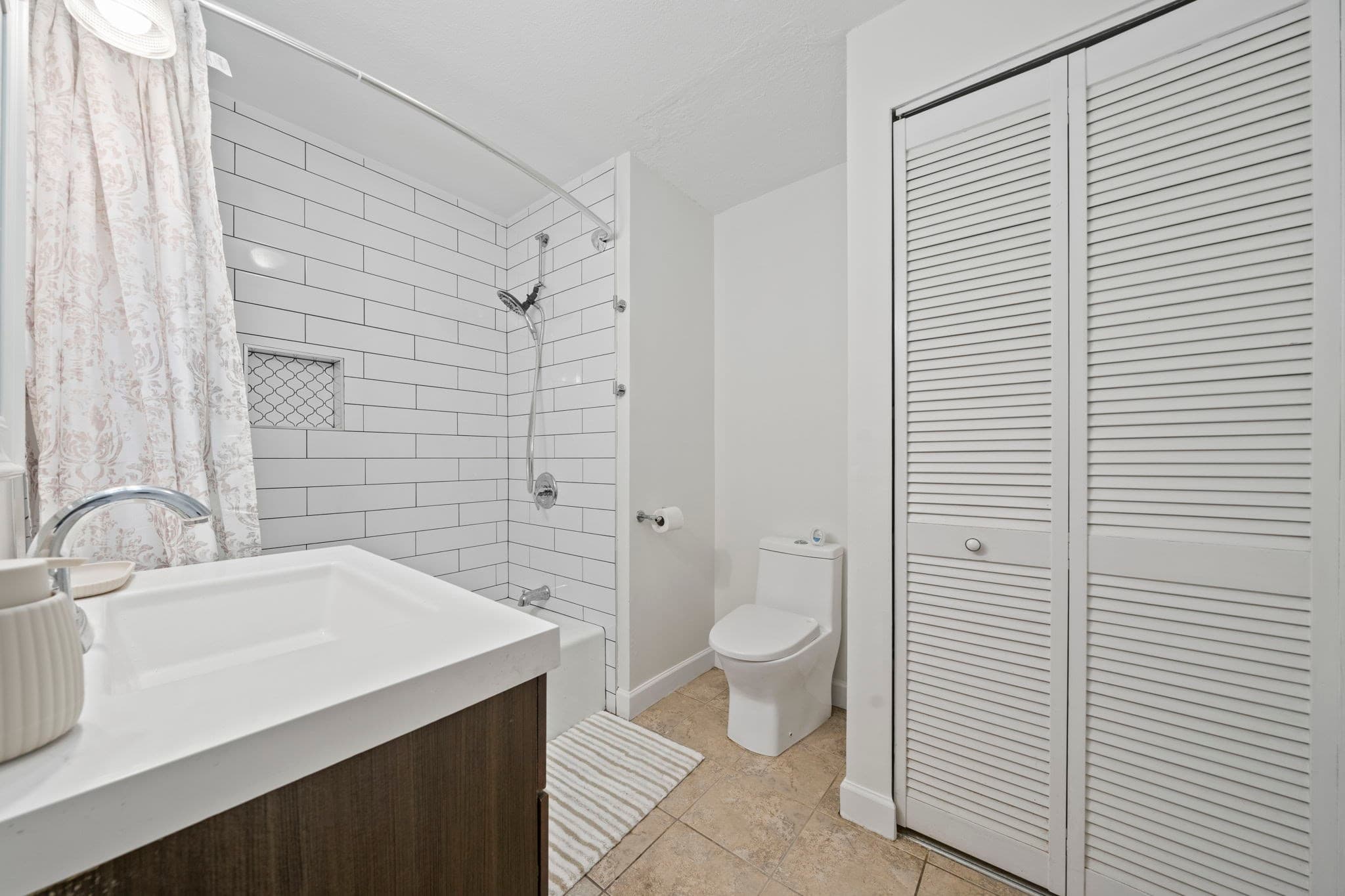 Condominium at 95 Fountain Ln # 3, Weymouth MA 02190, Weymouth, photo 16 of 21