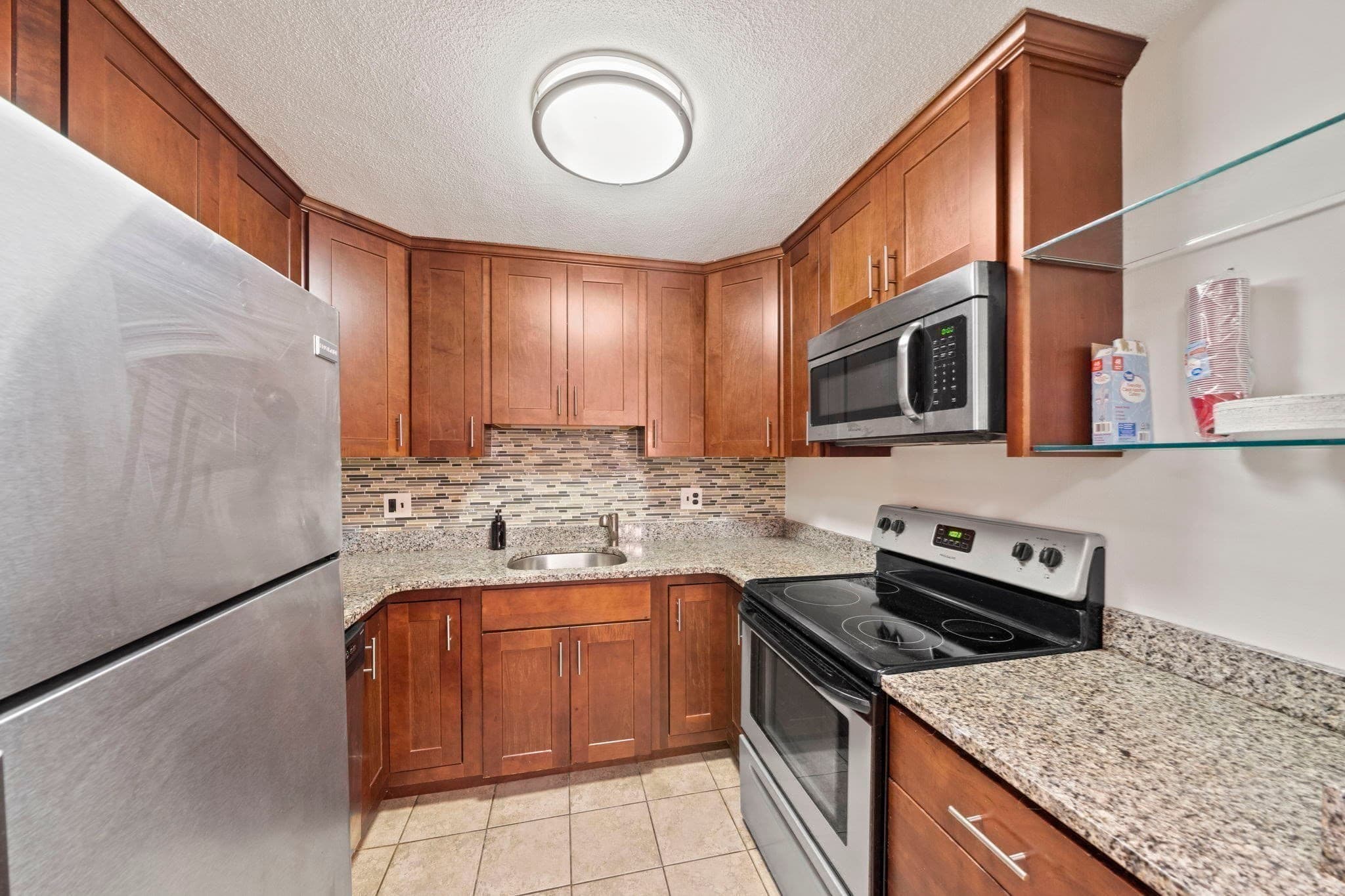 Condominium at 95 Fountain Ln # 3, Weymouth MA 02190, Weymouth, photo 10 of 21