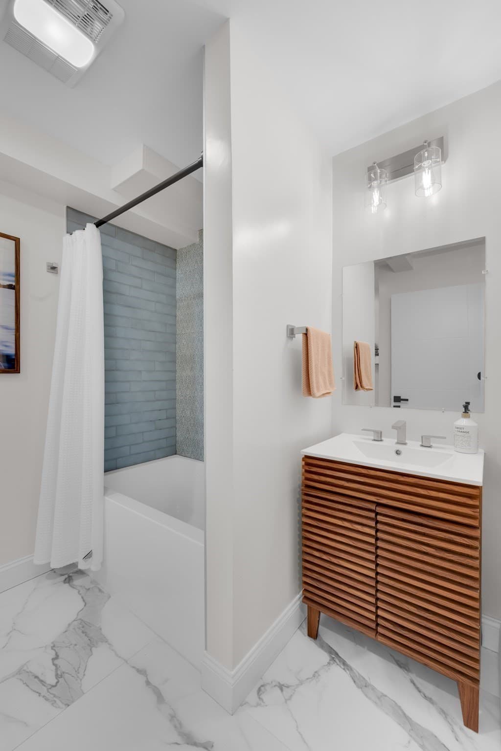 Condominium at 74 Everett St # 3, Boston MA 02128, Boston, photo 11 of 29