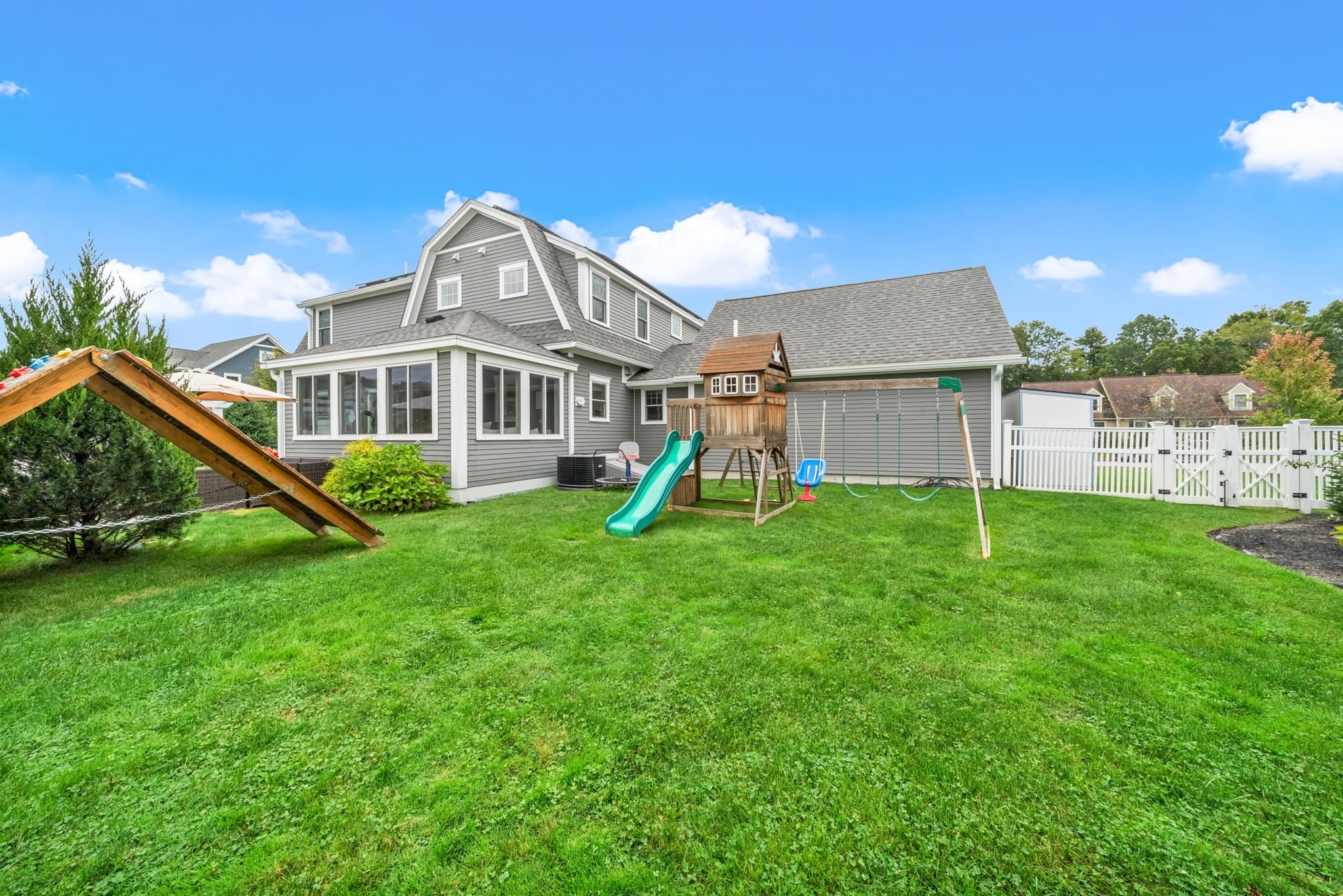 Single Family Residence at 20 Boyd Dr, Newburyport MA 01950, Newburyport, photo 38 of 40