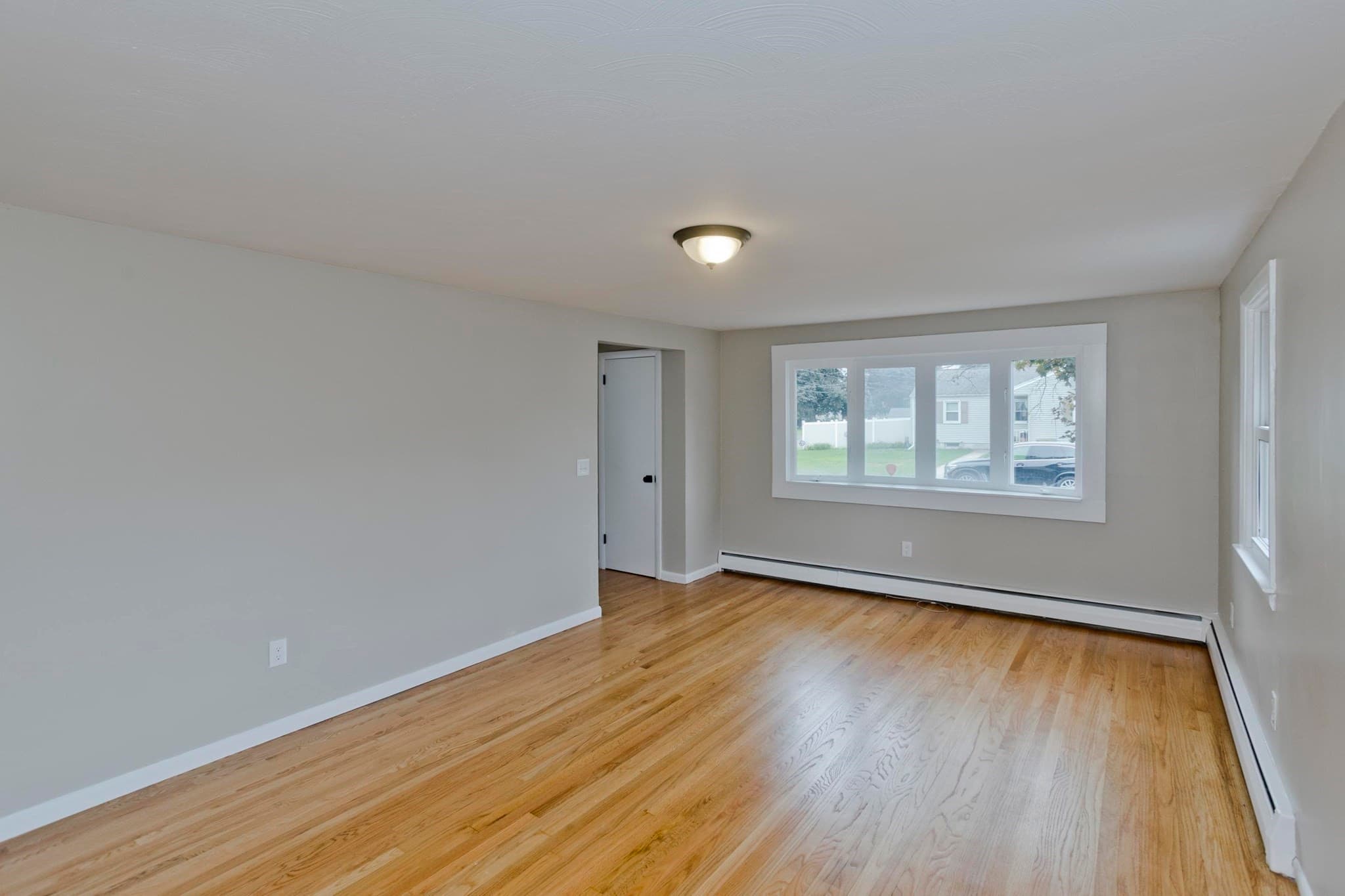 Single Family Residence at 82 Gill St, Chicopee MA 01013, Chicopee, photo 7 of 26