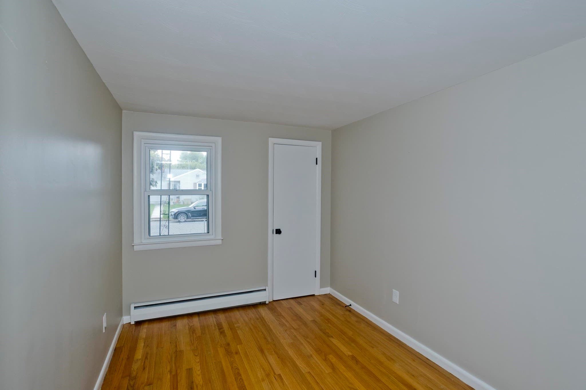Single Family Residence at 82 Gill St, Chicopee MA 01013, Chicopee, photo 19 of 26