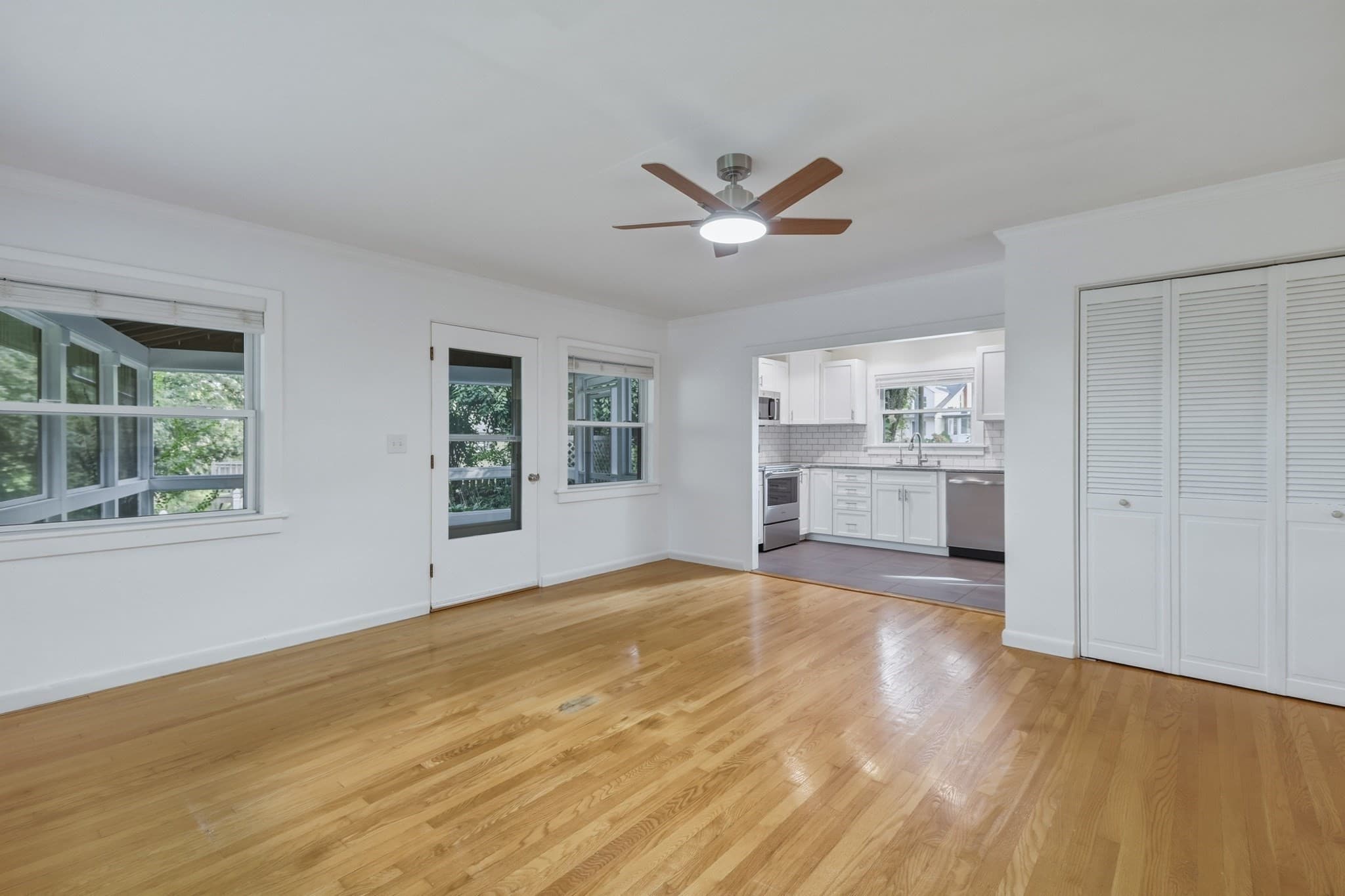 Single Family Residence at 34 Skyridge Ln, Springfield MA 01128, Springfield, photo 16 of 34