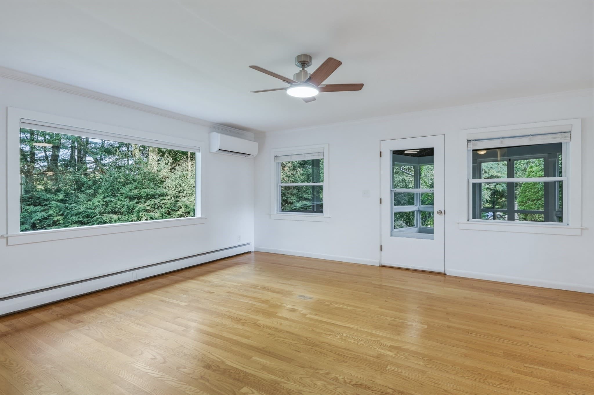 Single Family Residence at 34 Skyridge Ln, Springfield MA 01128, Springfield, photo 12 of 34