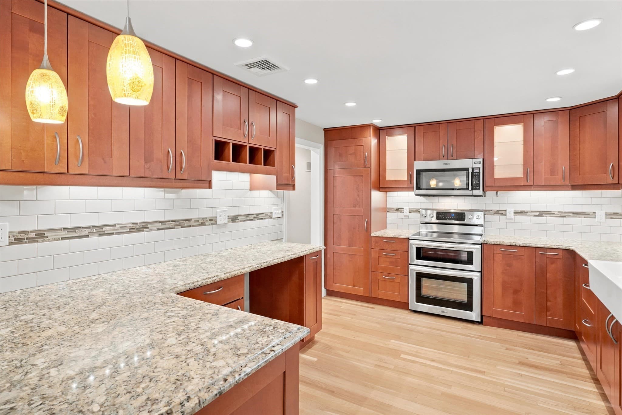 Single Family Residence at 14 Highgate St, Needham MA 02492, Needham, photo 4 of 42