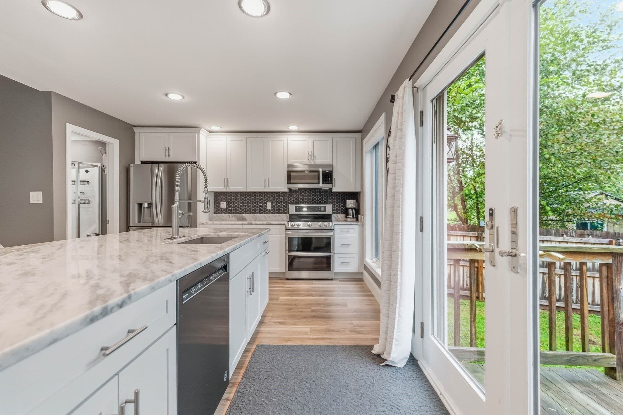Single Family Residence at 111 Ferry Rd, Salisbury MA 01952, Salisbury, photo 6 of 27