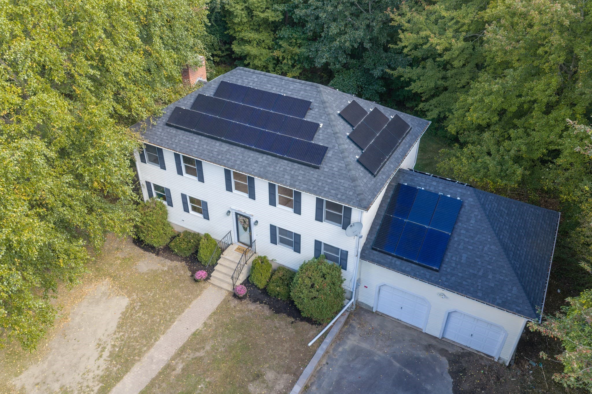 Single Family Residence at 25 Caswell Ct, Douglas MA 01516, Douglas, photo 2 of 32