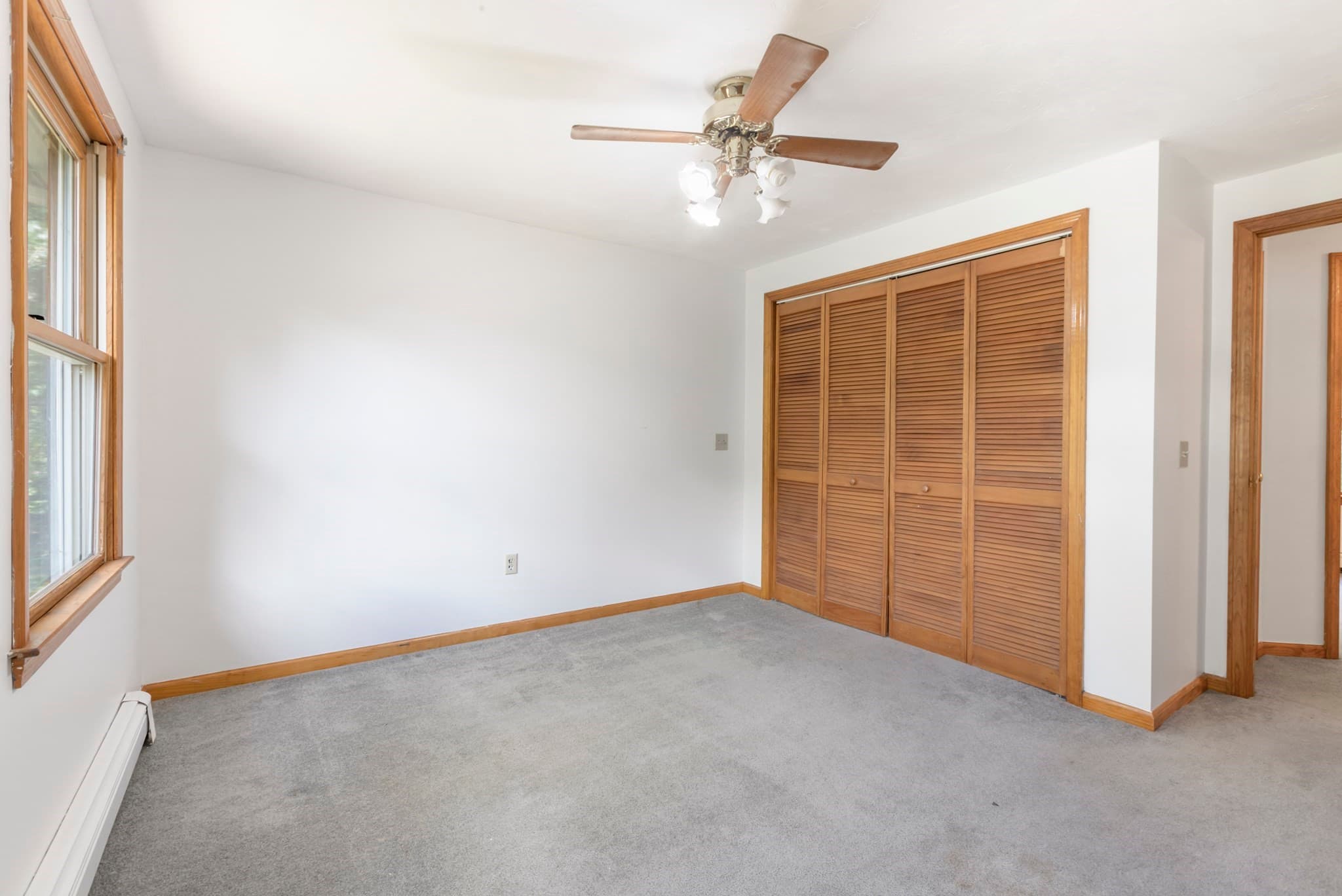 Single Family Residence at 25 Caswell Ct, Douglas MA 01516, Douglas, photo 28 of 32