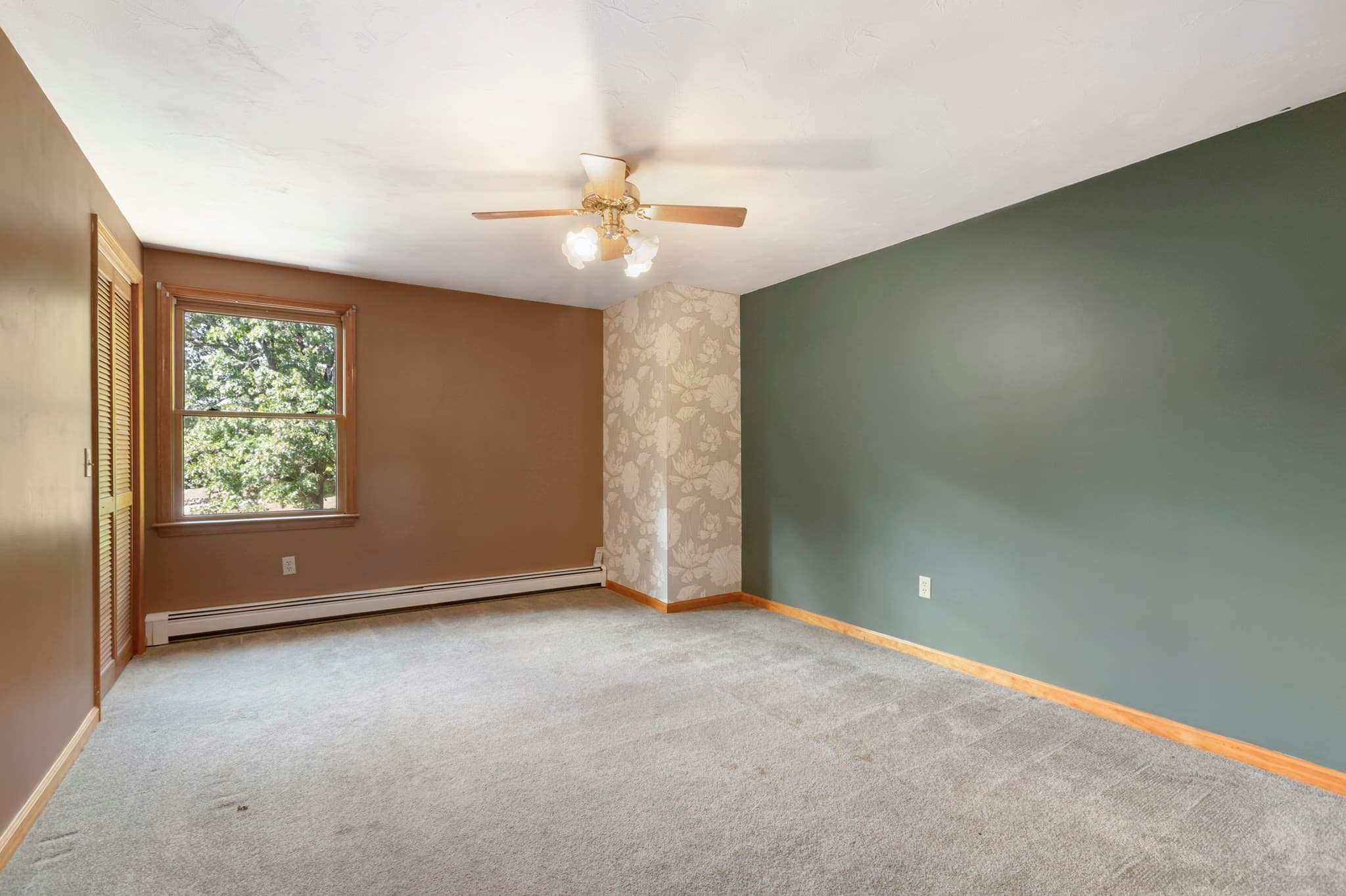 Single Family Residence at 25 Caswell Ct, Douglas MA 01516, Douglas, photo 25 of 32