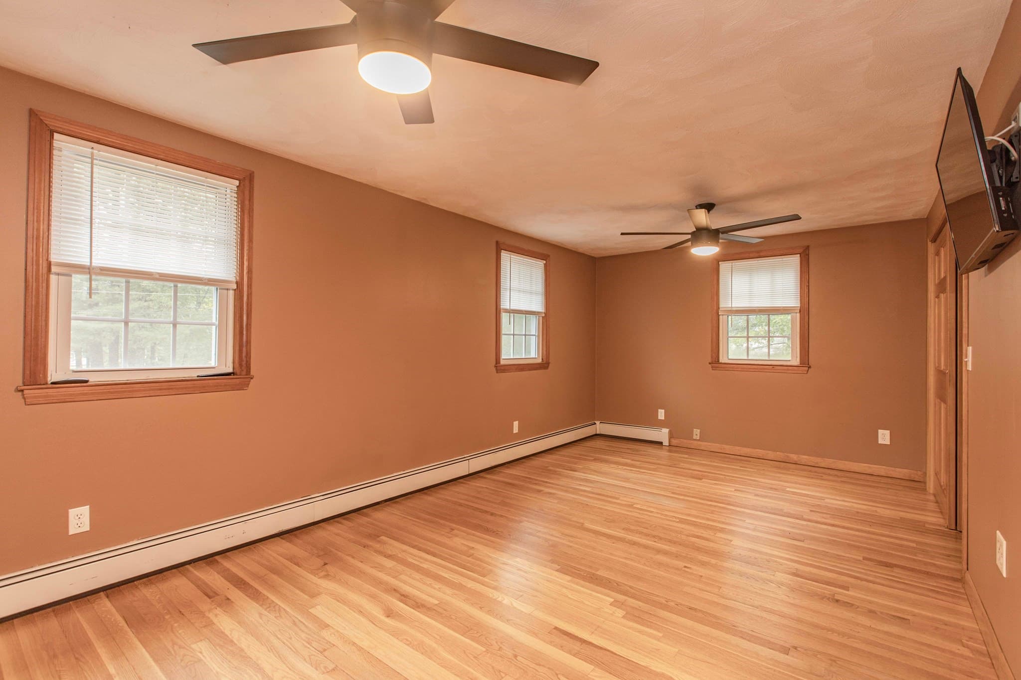 Single Family Residence at 191 Cynthia Dr, Raynham MA 02767, Raynham, photo 17 of 42