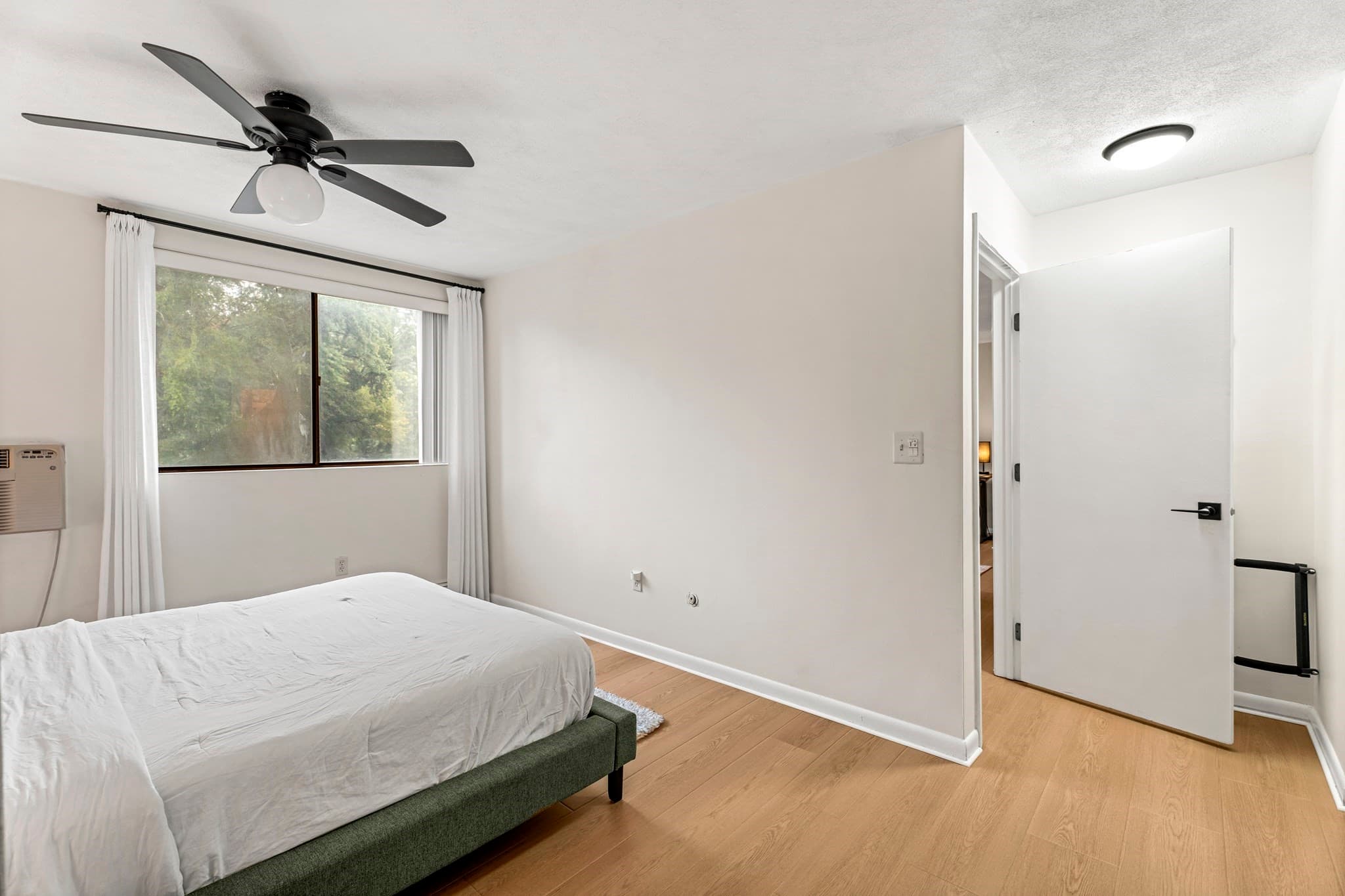 Condominium at 295 Main St # 15, Reading MA 01867, Reading, photo 10 of 19