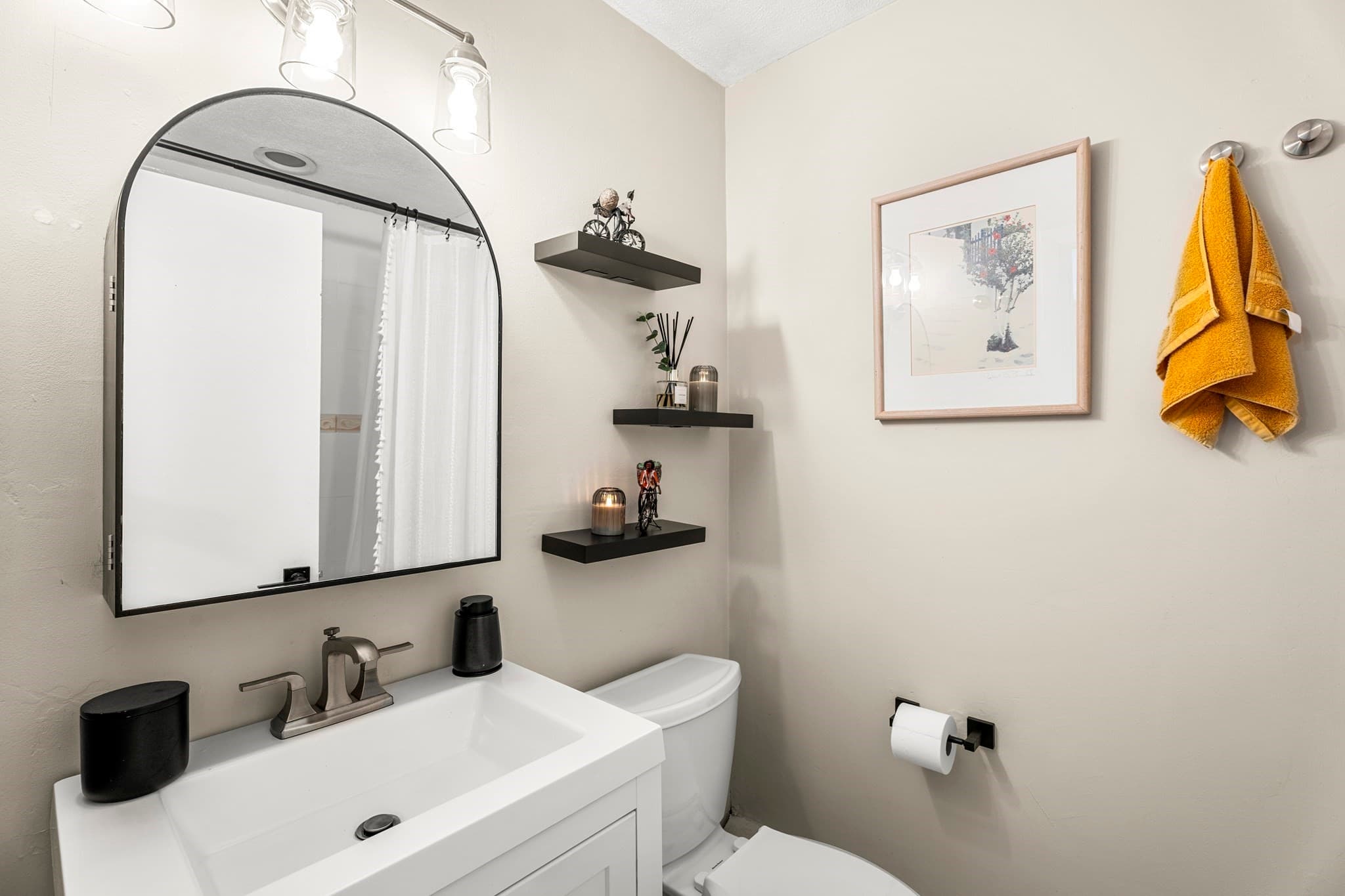 Condominium at 295 Main St # 15, Reading MA 01867, Reading, photo 11 of 19