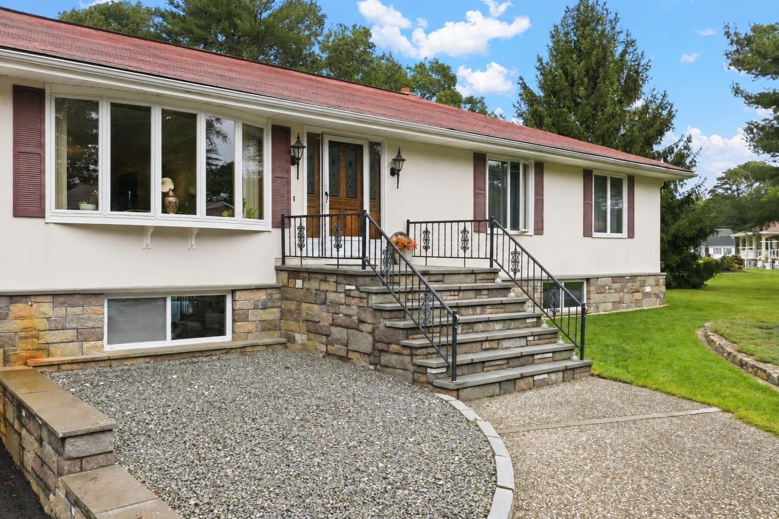 Single Family Residence at 15 Madison Ct, Westport MA 02790, Westport, photo 2 of 41