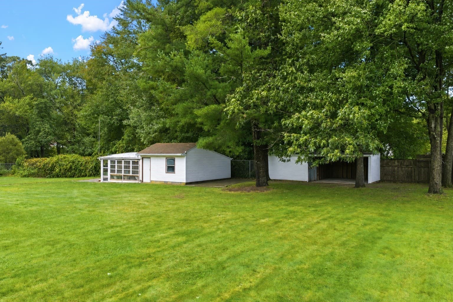 Single Family Residence at 15 Madison Ct, Westport MA 02790, Westport, photo 7 of 41