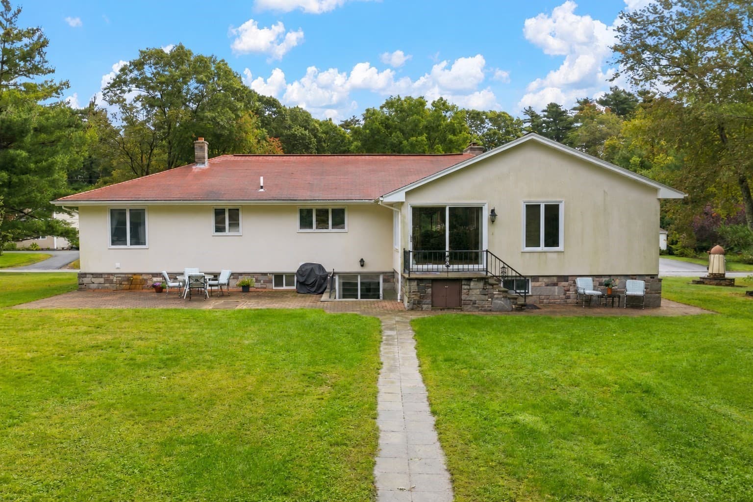 Single Family Residence at 15 Madison Ct, Westport MA 02790, Westport, photo 3 of 41