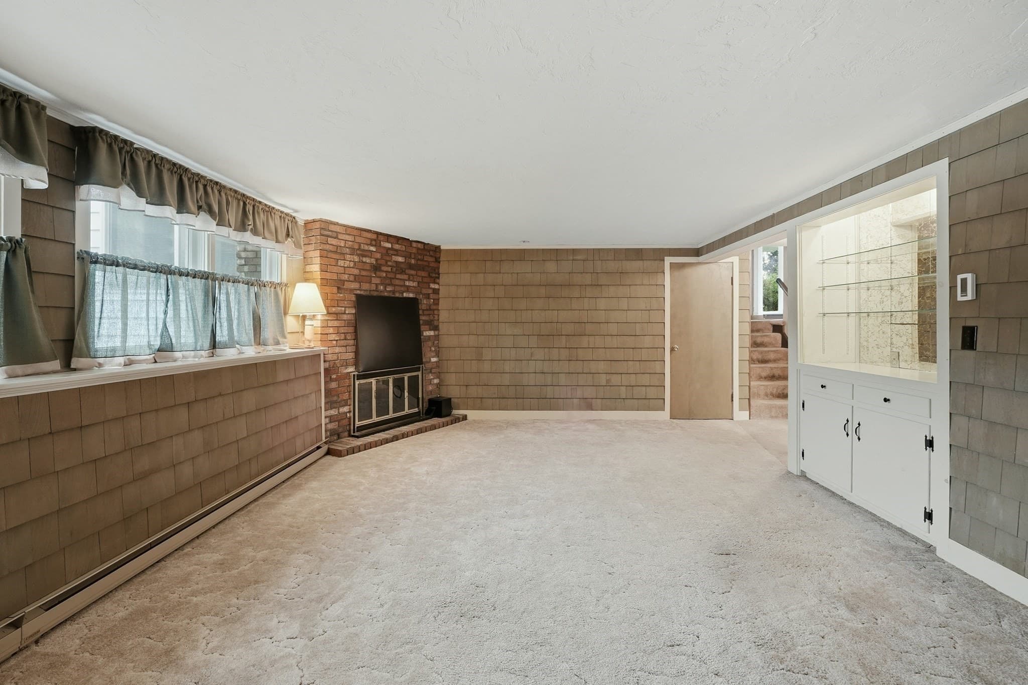 Single Family Residence at 44 Dennison Hill Rd, Southbridge MA 01550, Southbridge, photo 22 of 32