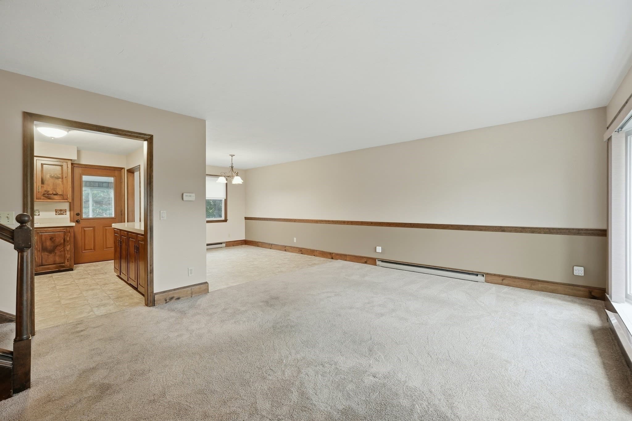 Single Family Residence at 44 Dennison Hill Rd, Southbridge MA 01550, Southbridge, photo 7 of 32