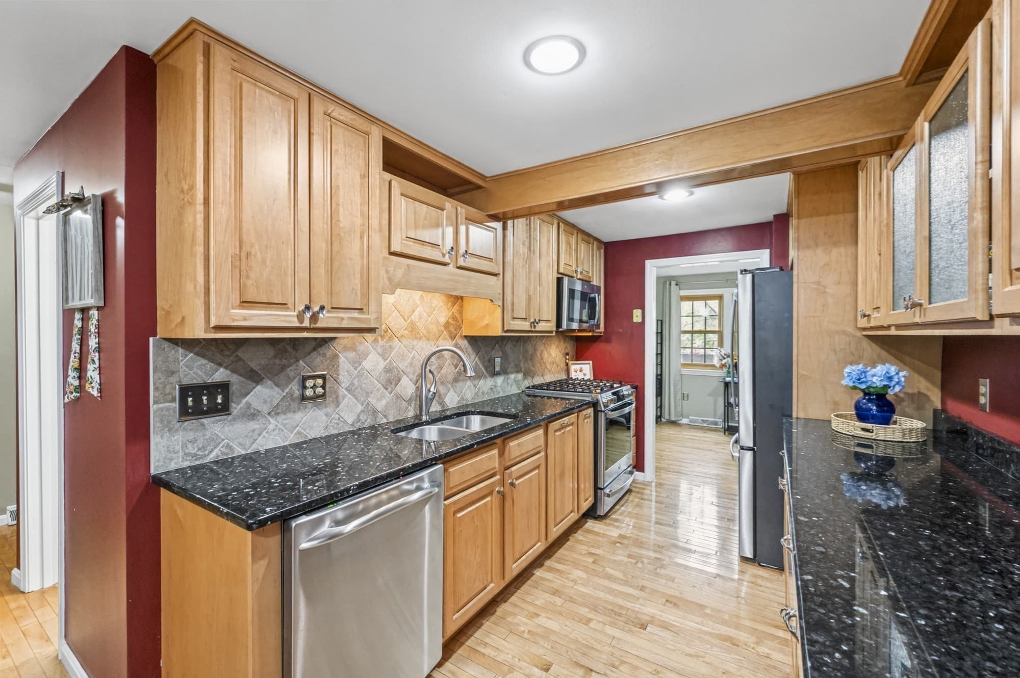 30 Apache Way # 30, Tewksbury MA 01876