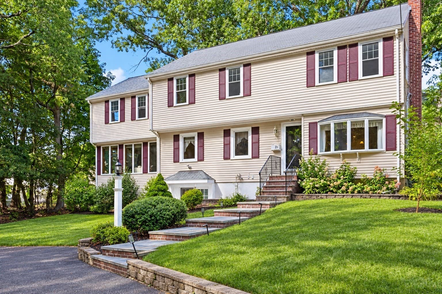 Single Family Residence at 25 Evelyn Pl, Quincy MA 02171, Quincy, photo 2 of 32