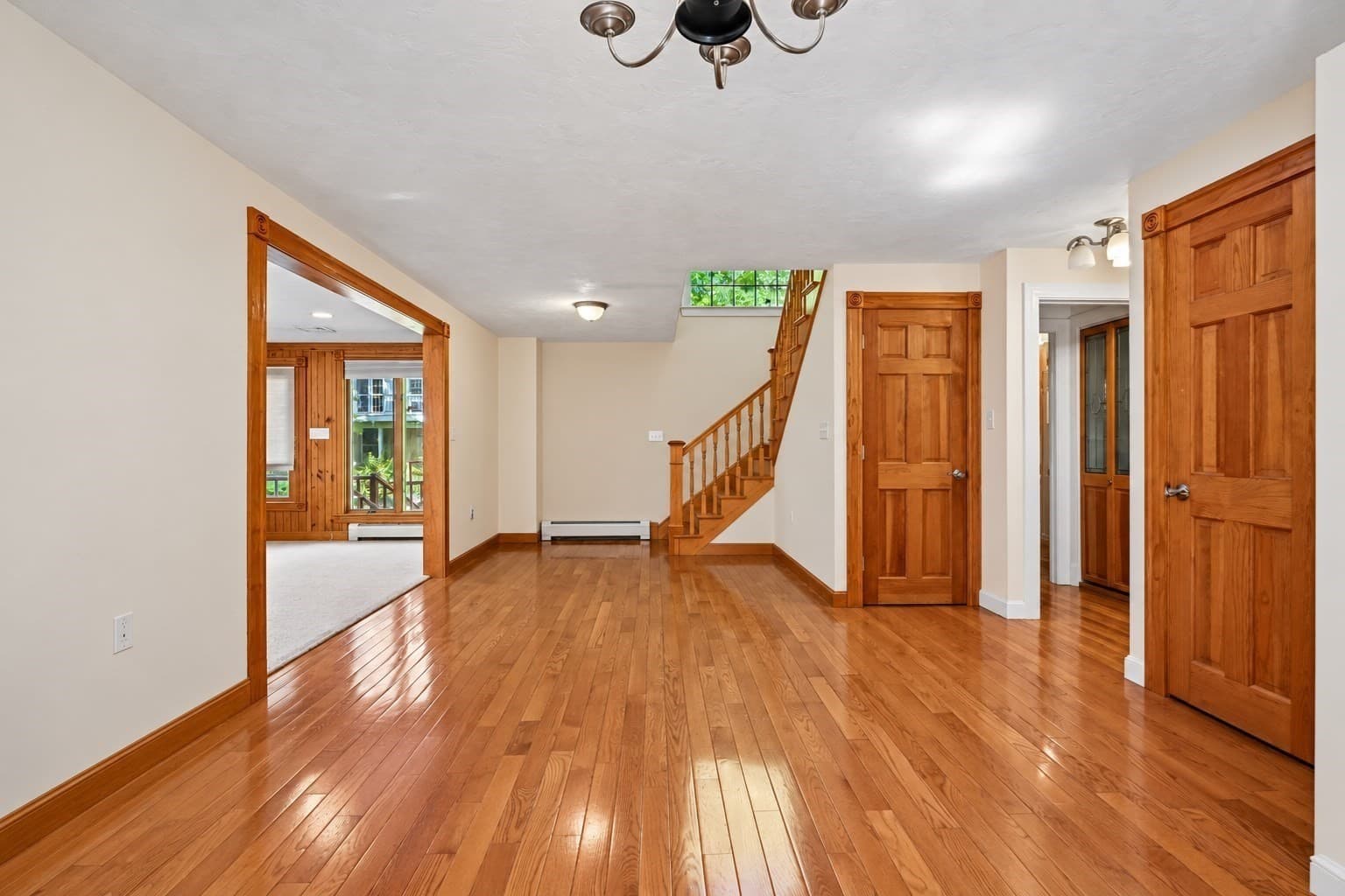 Single Family Residence at 25 Evelyn Pl, Quincy MA 02171, Quincy, photo 13 of 32