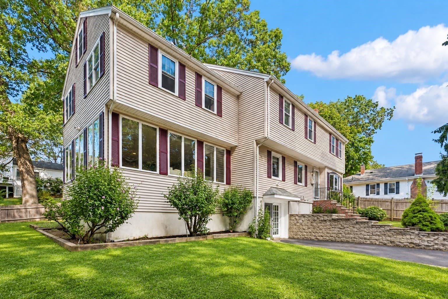 Single Family Residence at 25 Evelyn Pl, Quincy MA 02171, Quincy, photo 3 of 32