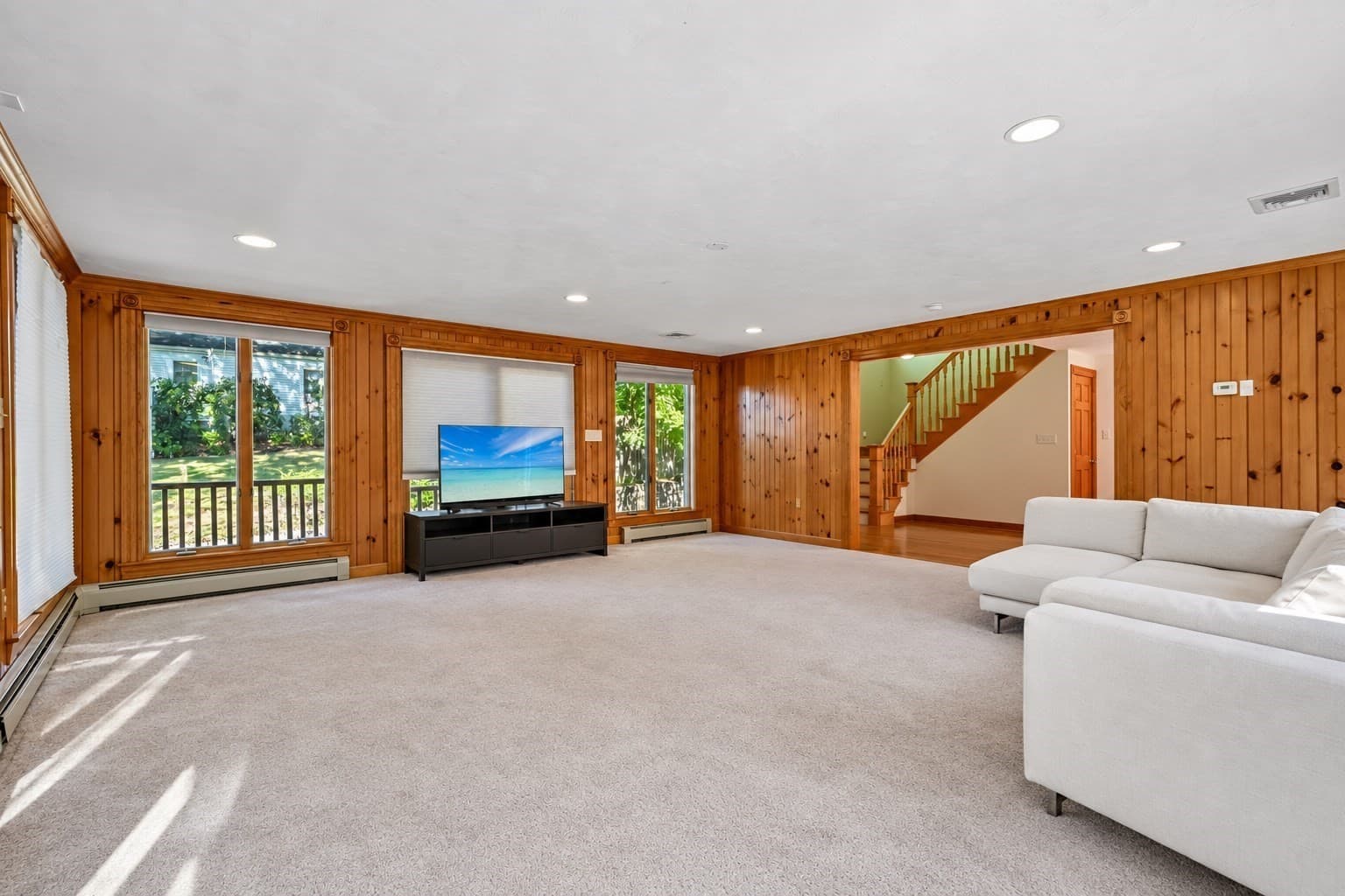 Single Family Residence at 25 Evelyn Pl, Quincy MA 02171, Quincy, photo 9 of 32